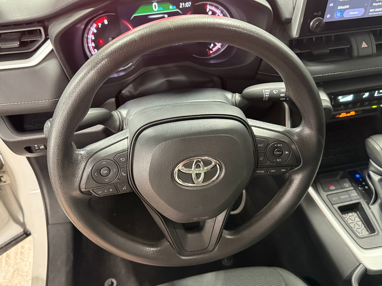Thumbnail: 2024 Toyota RAV4 - 5