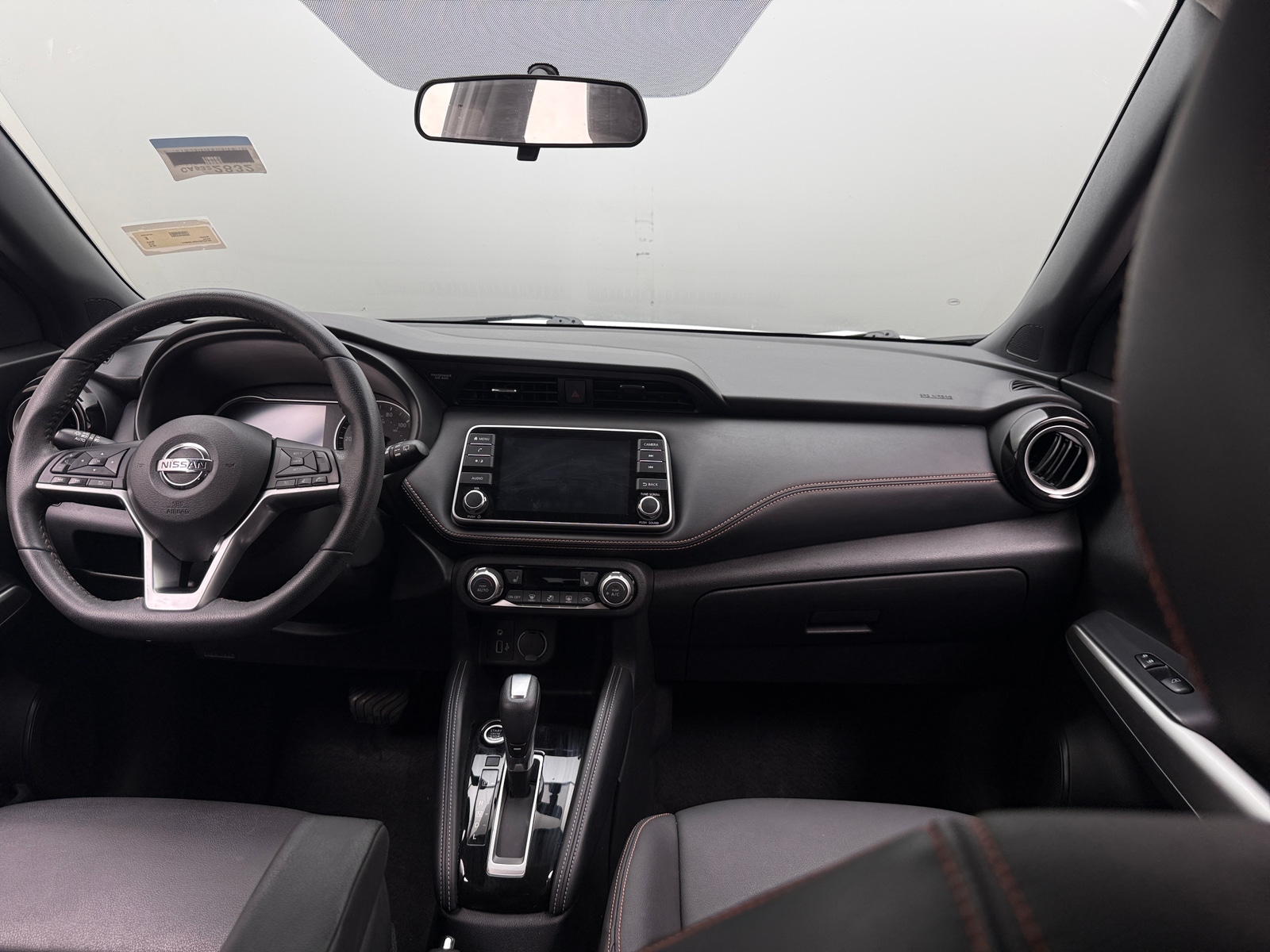 Thumbnail: 2019 Nissan Kicks - 2