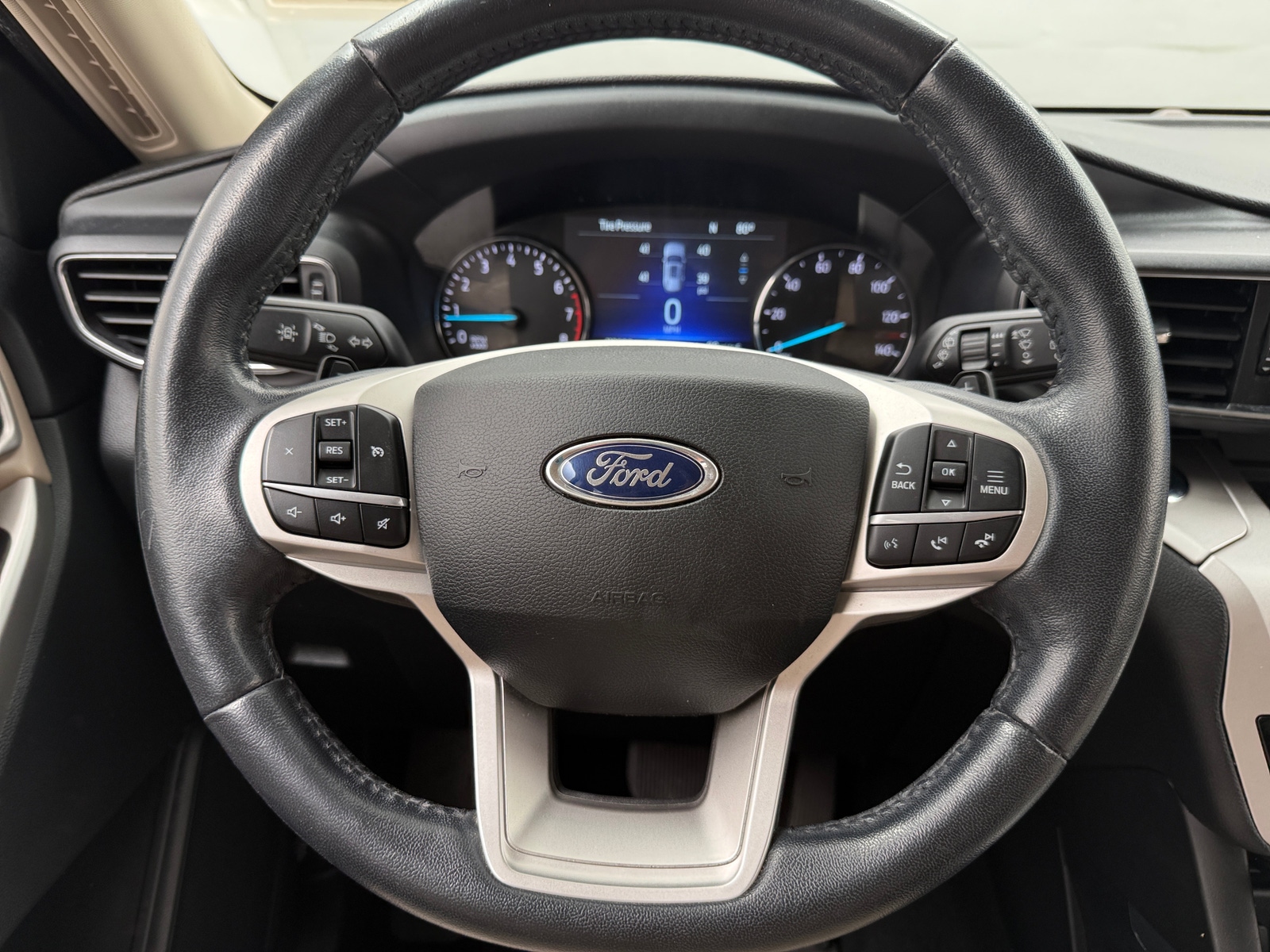Thumbnail: 2020 Ford Explorer - 4