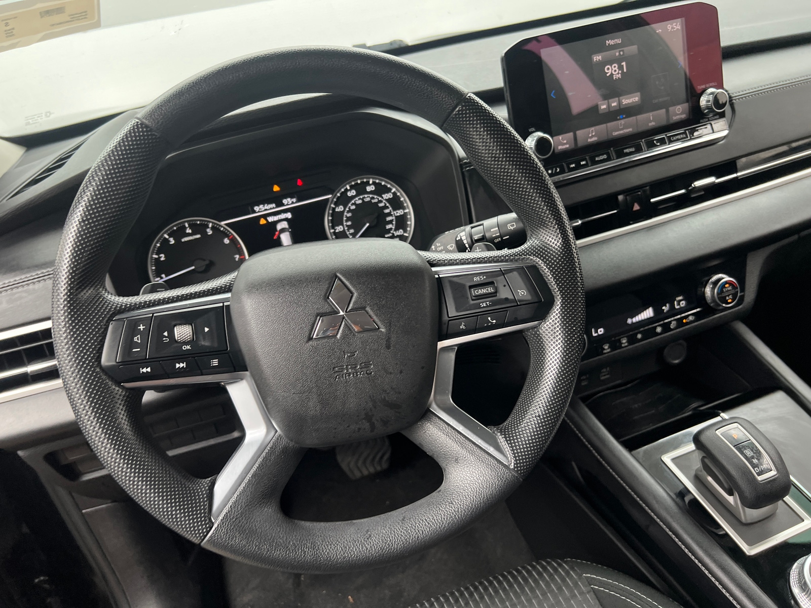 Thumbnail: 2022 Mitsubishi Outlander - 5