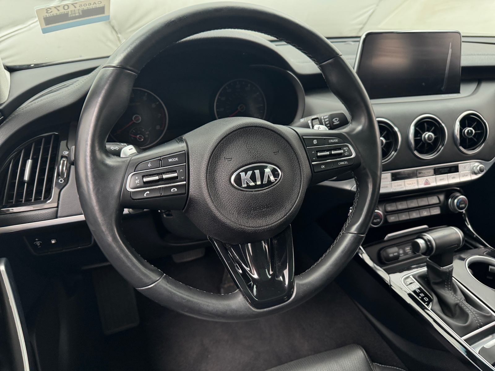 Thumbnail: 2018 Kia Stinger - 4