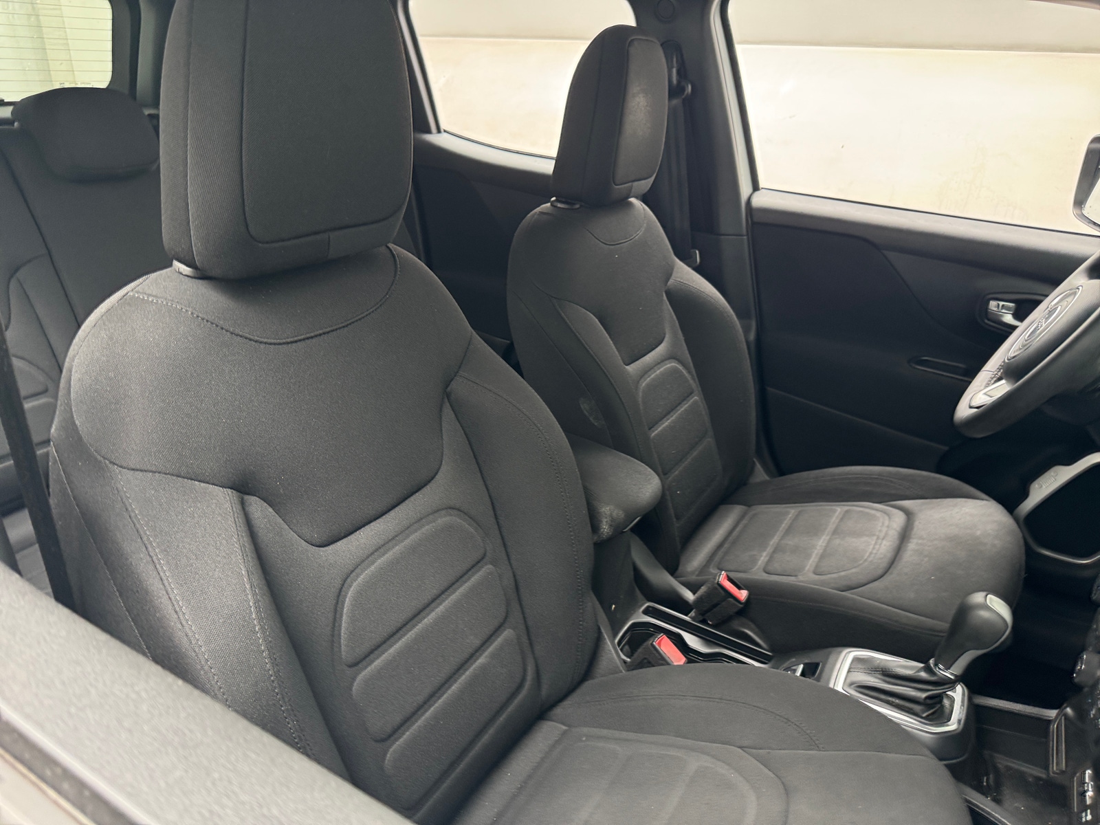 Thumbnail: 2019 Jeep Renegade - 2