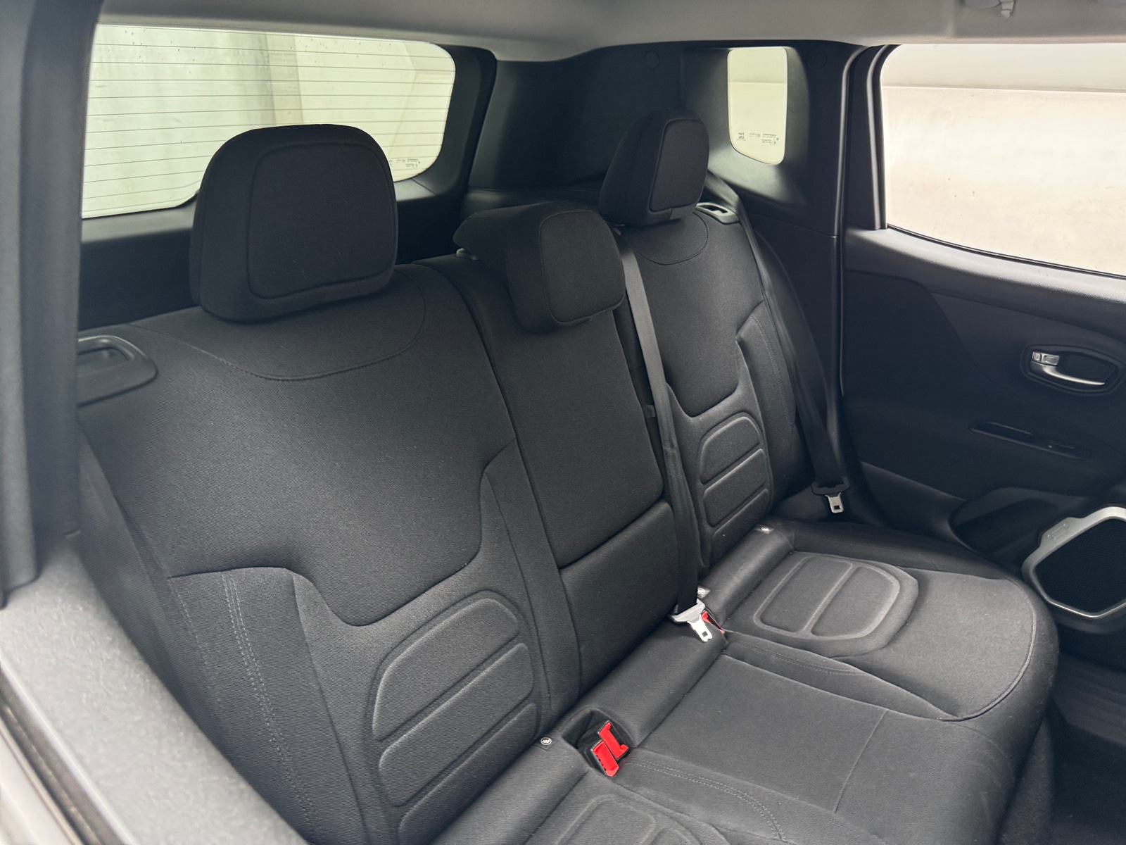 Thumbnail: 2019 Jeep Renegade - 6