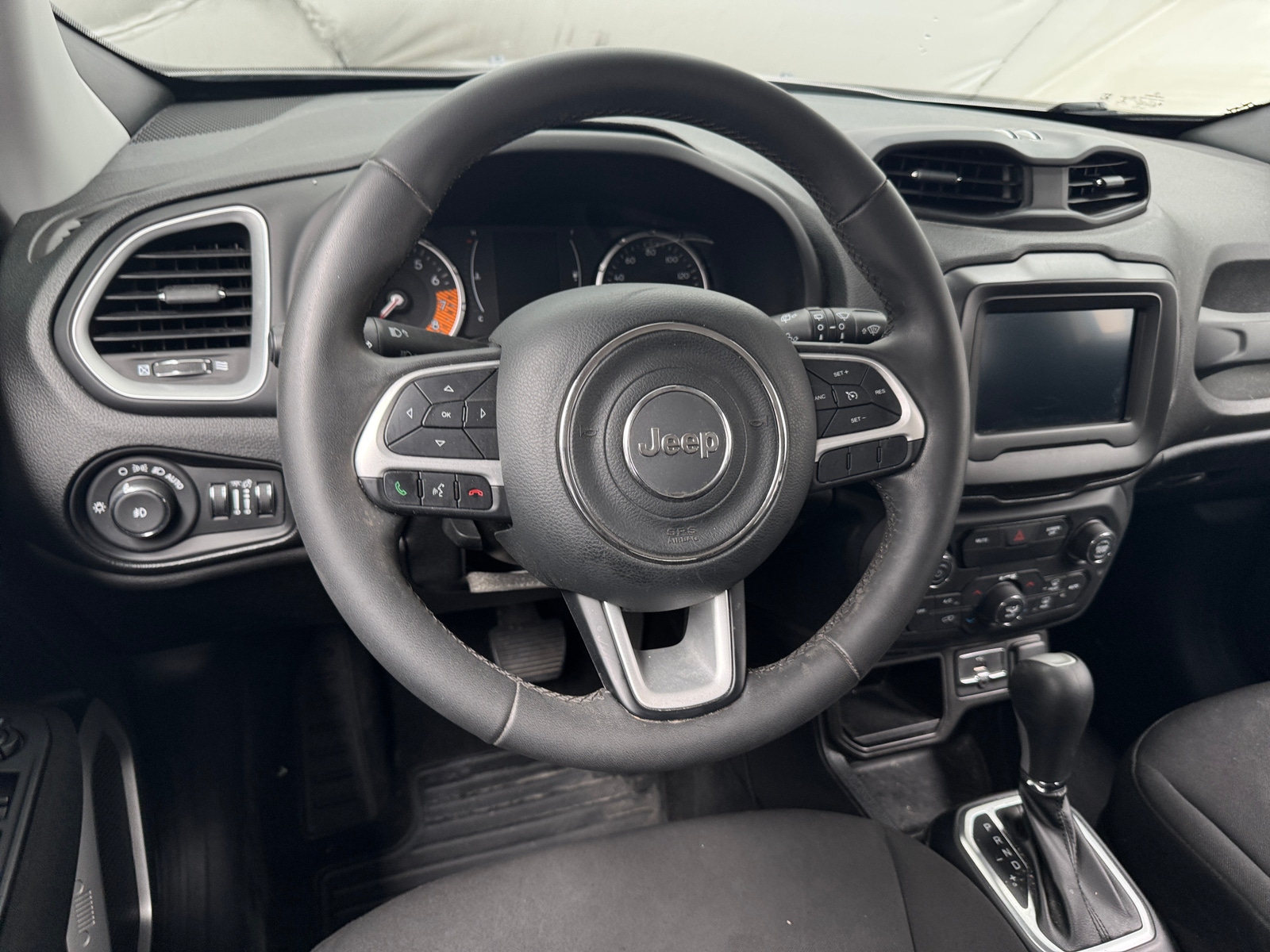 Thumbnail: 2019 Jeep Renegade - 5