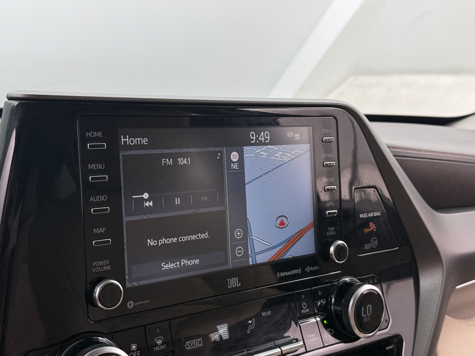Thumbnail: 2021 Toyota Highlander - 4