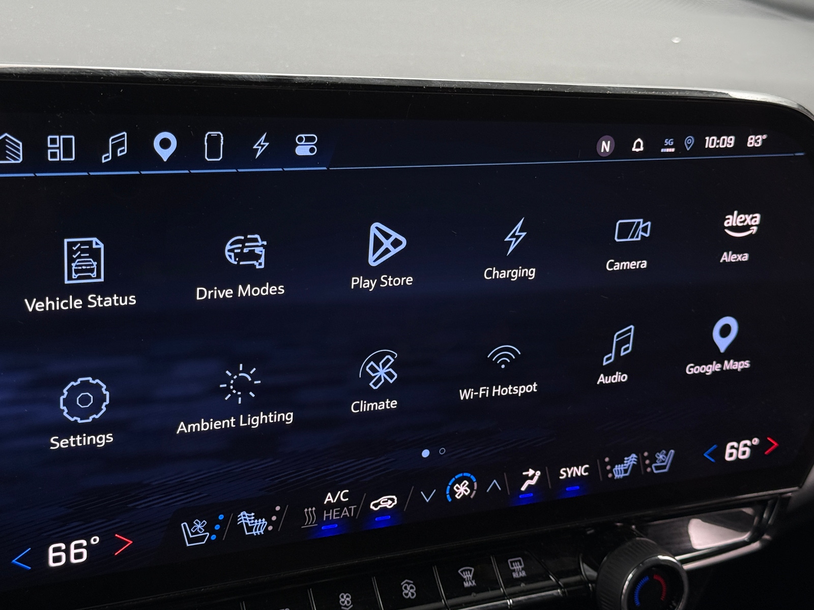 Thumbnail: 2024 Chevrolet Blazer EV - 3