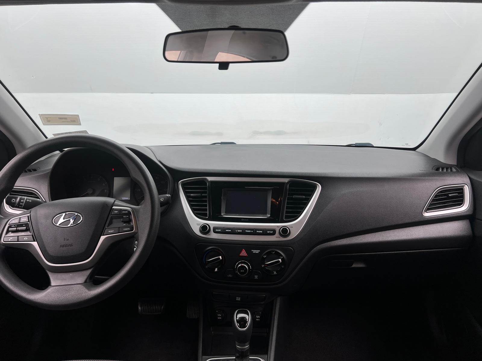 Thumbnail: 2021 Hyundai Accent - 3