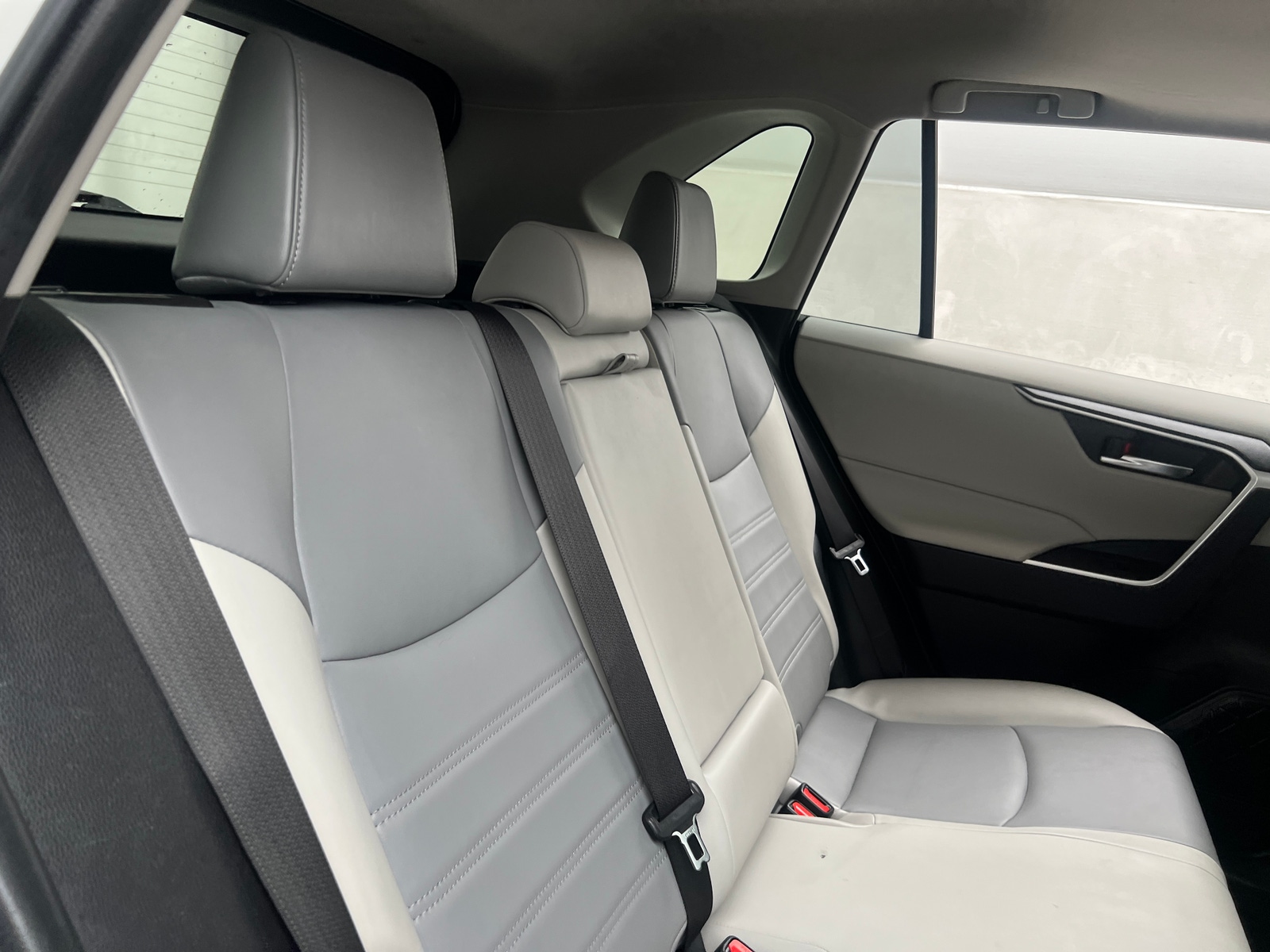 Thumbnail: 2019 Toyota RAV4 - 5