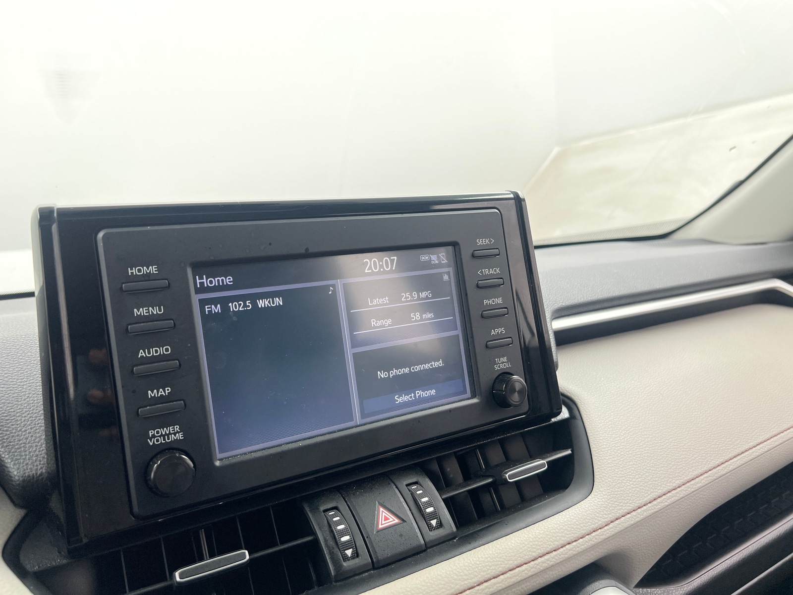 Thumbnail: 2019 Toyota RAV4 - 3