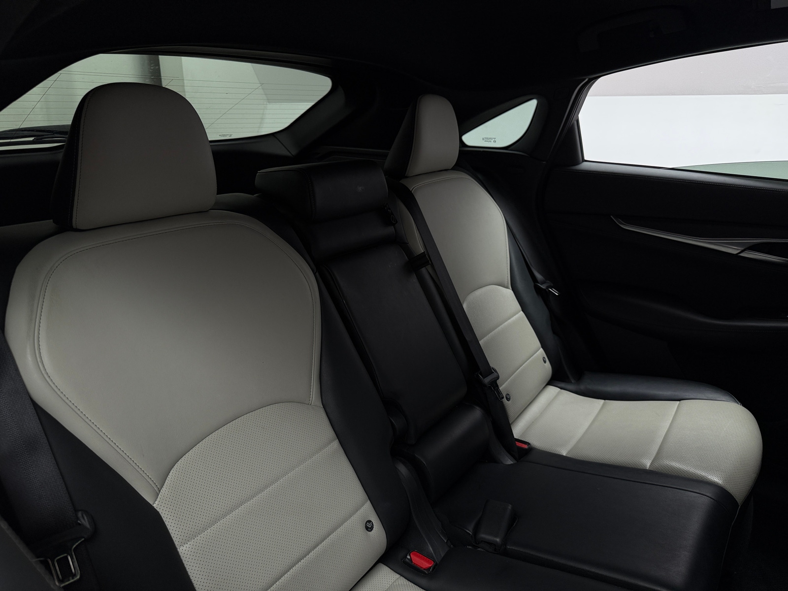 Thumbnail: 2023 INFINITI QX55 - 5
