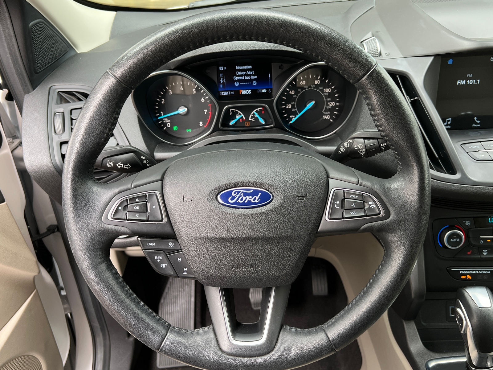 Thumbnail: 2019 Ford Escape - 4