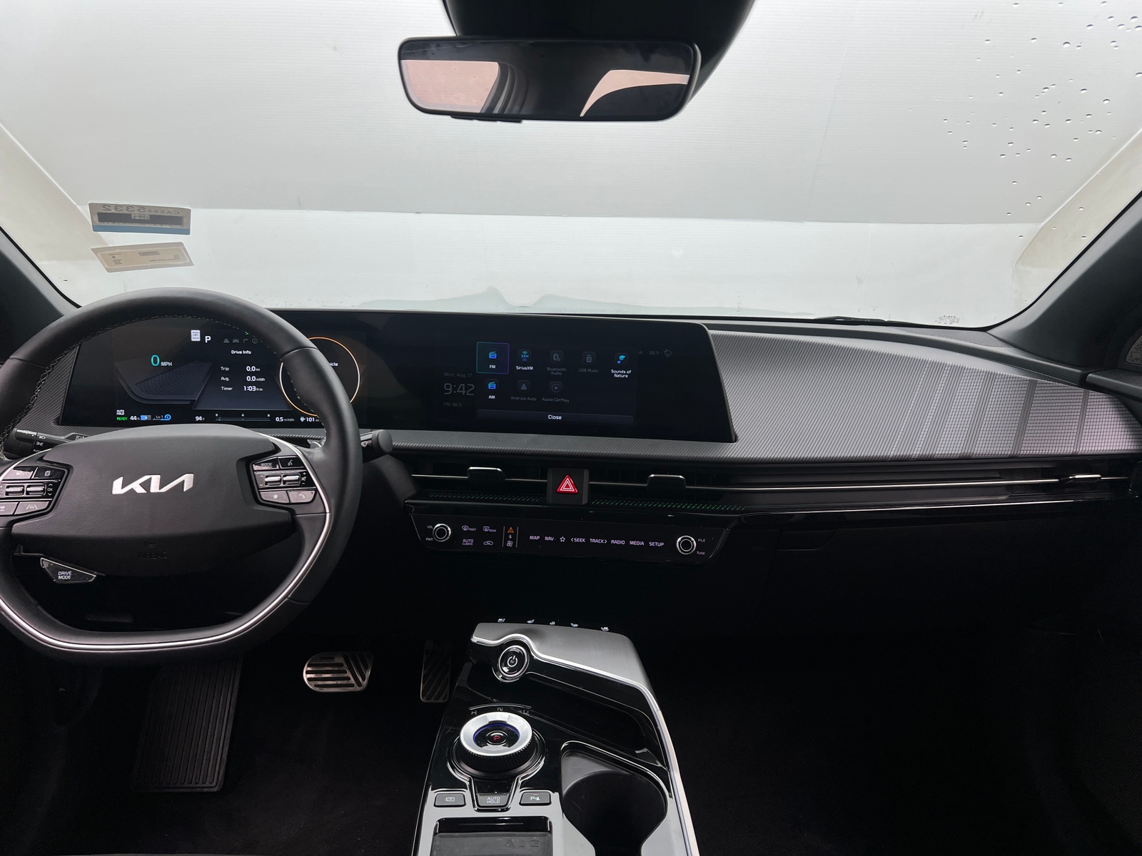 Thumbnail: 2023 Kia EV6 - 2