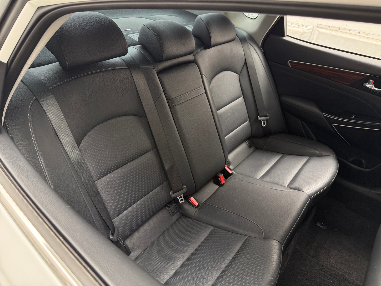 Thumbnail: 2017 Kia Cadenza - 5