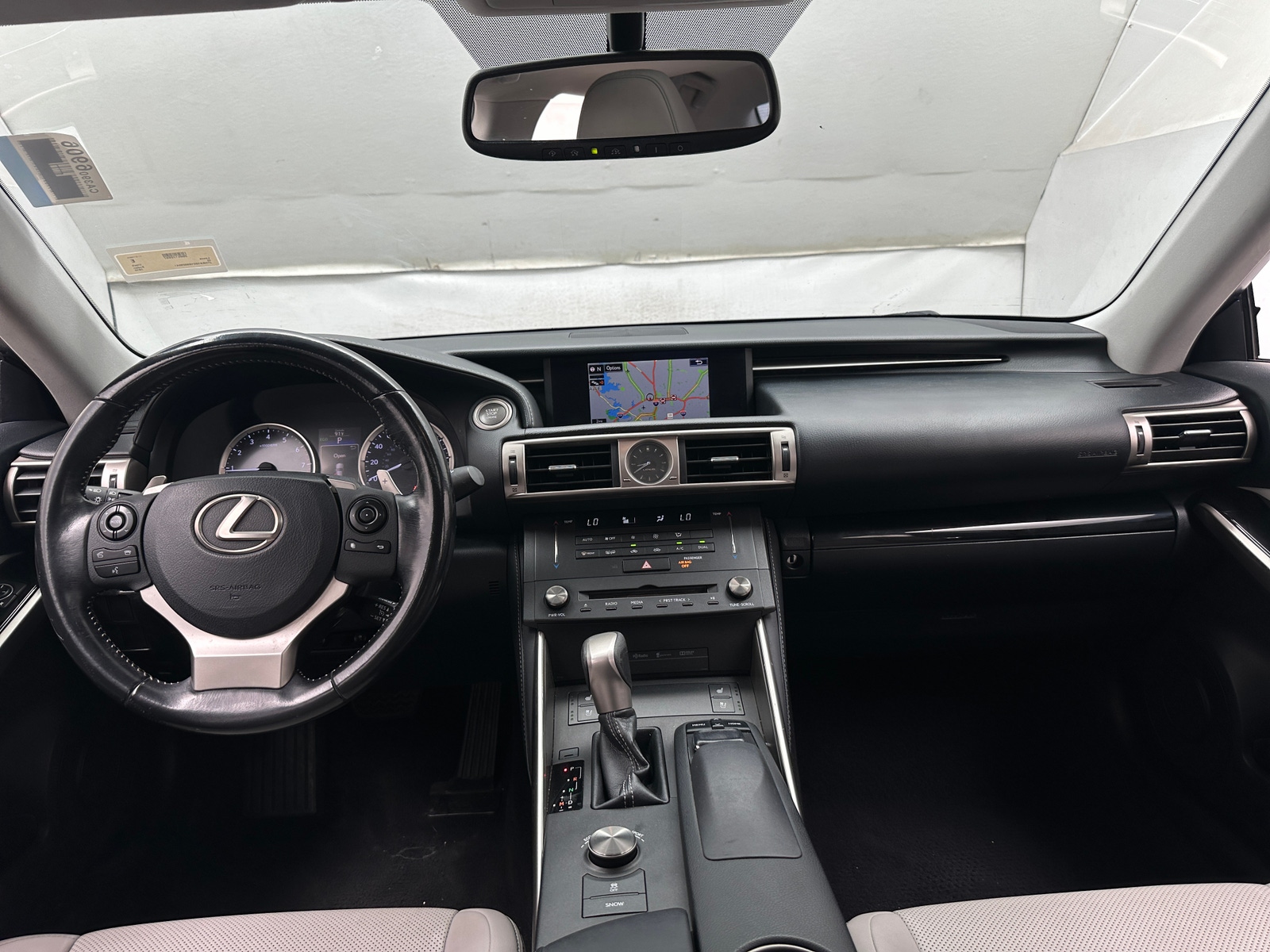 Thumbnail: 2016 Lexus IS - 2