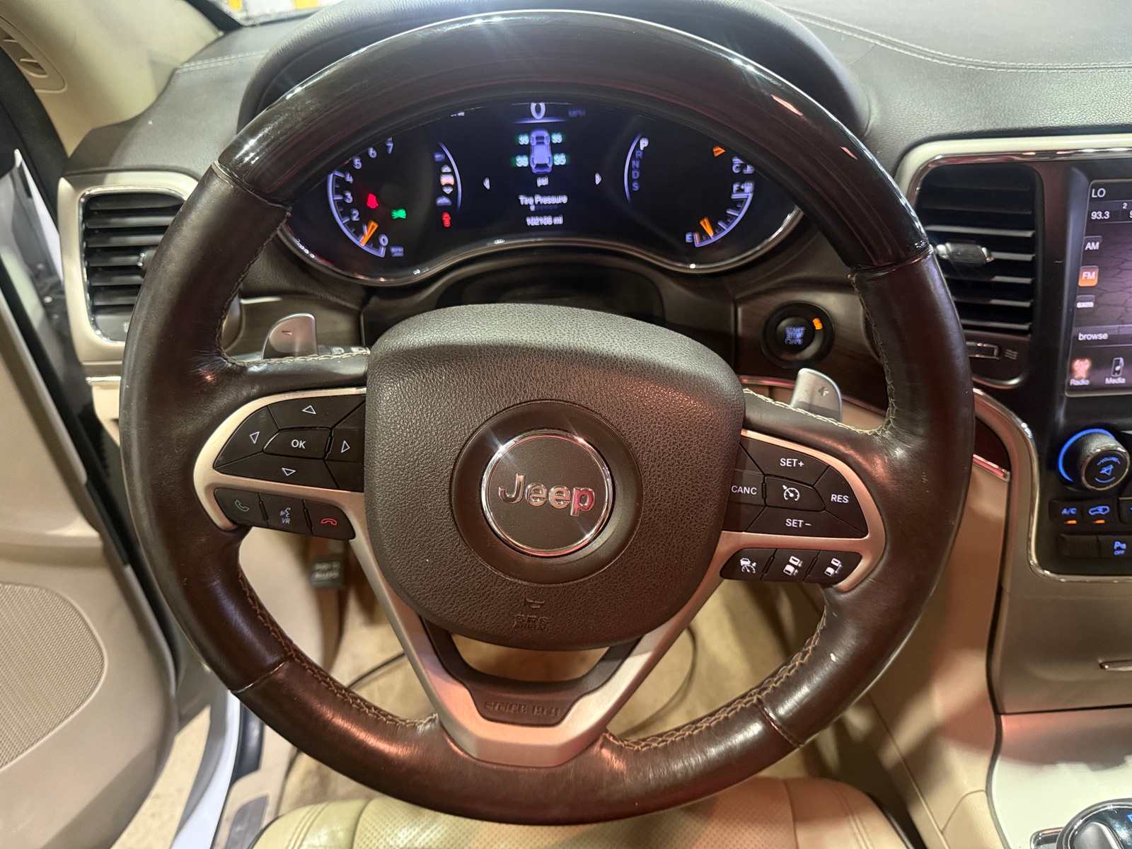 Thumbnail: 2015 Jeep Grand Cherokee - 4