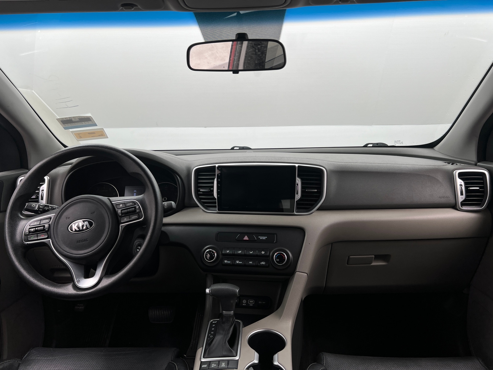 Thumbnail: 2018 Kia Sportage - 3