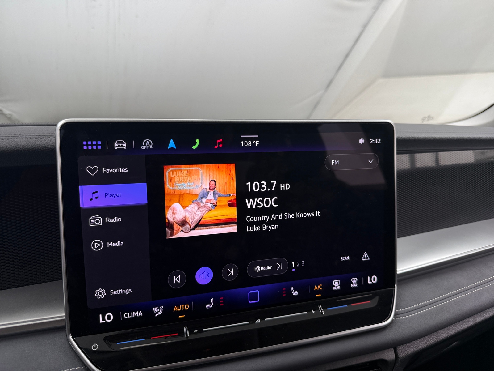 Thumbnail: 2025 Volkswagen Tiguan - 3
