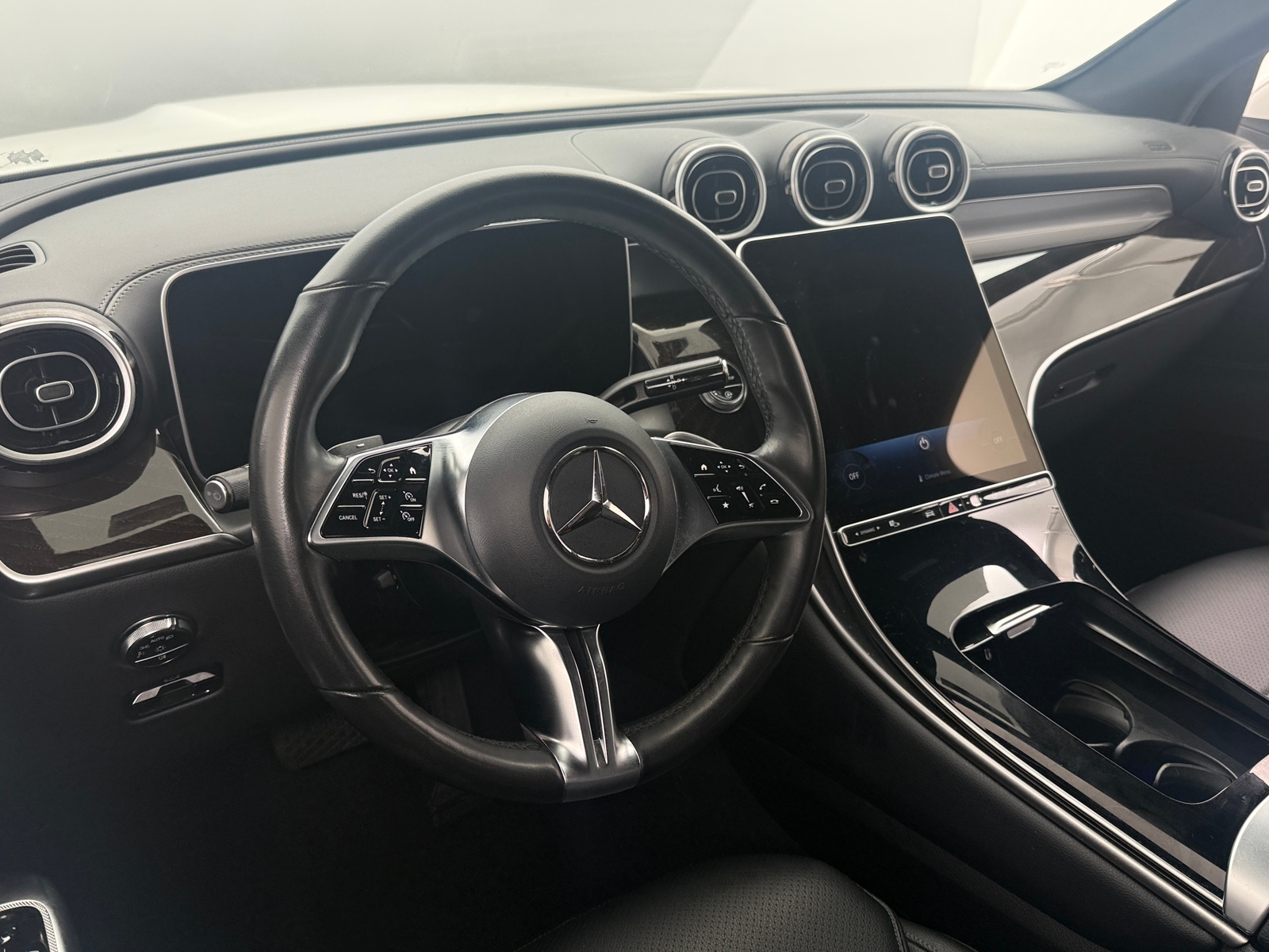 Thumbnail: 2024 Mercedes-Benz GLC - 4