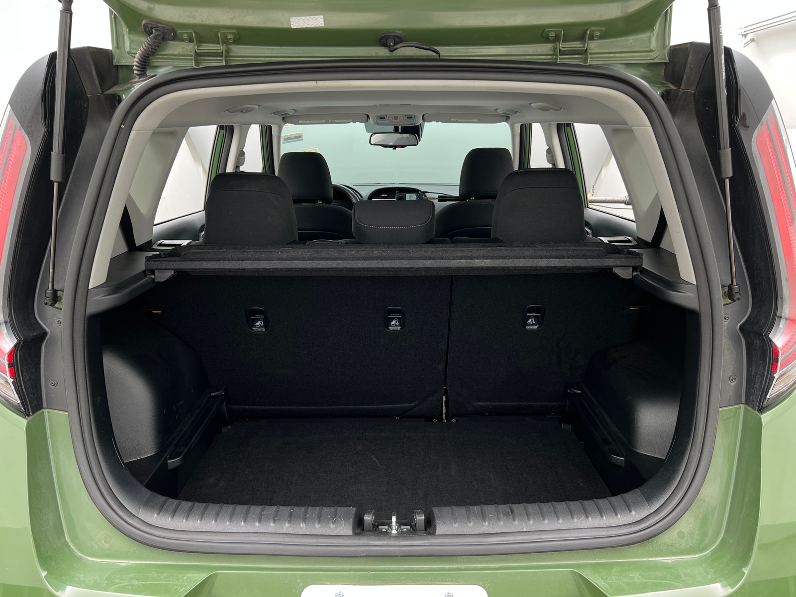 Thumbnail: 2023 Kia Soul - 7