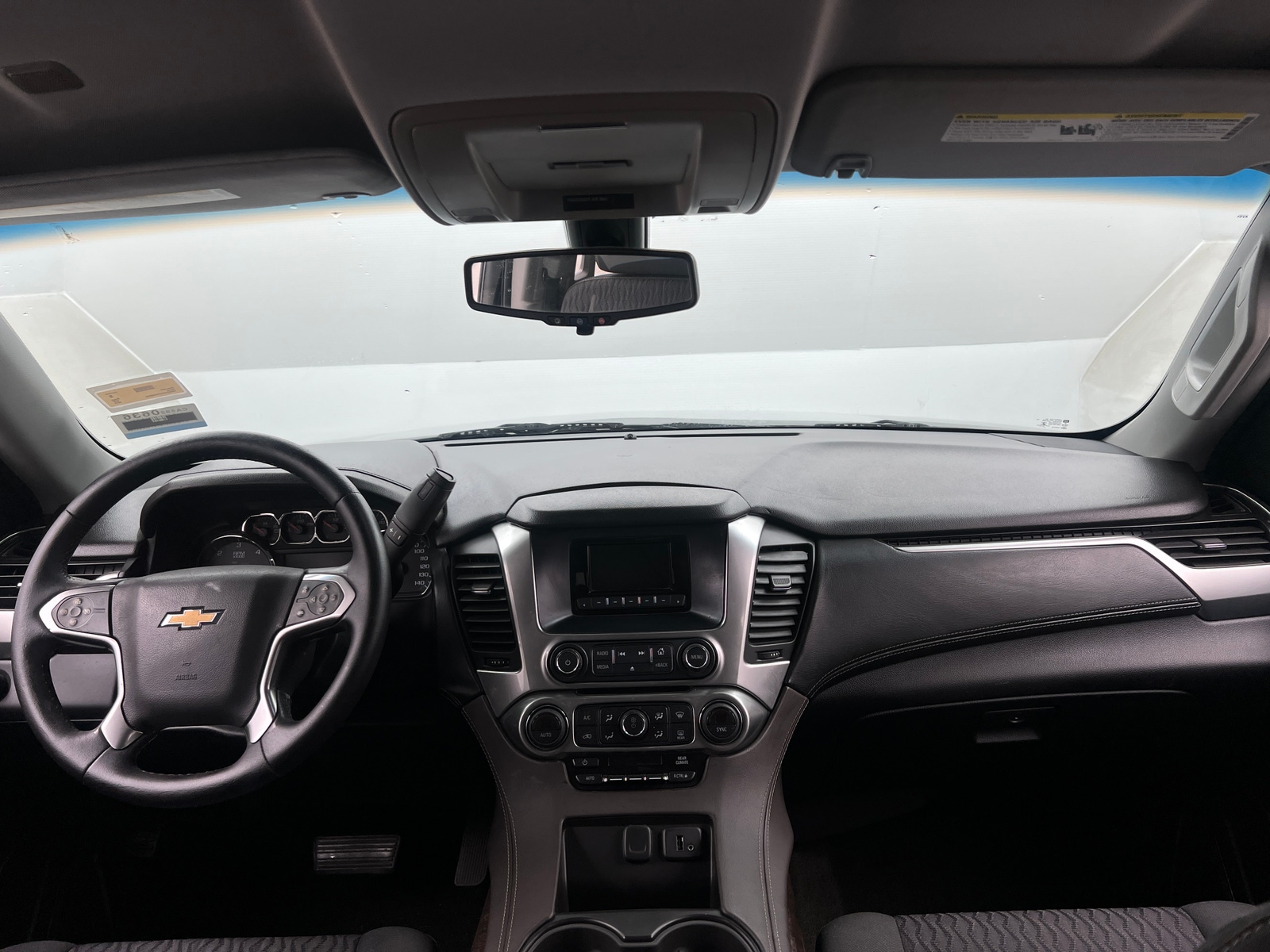 Thumbnail: 2015 Chevrolet Tahoe - 3