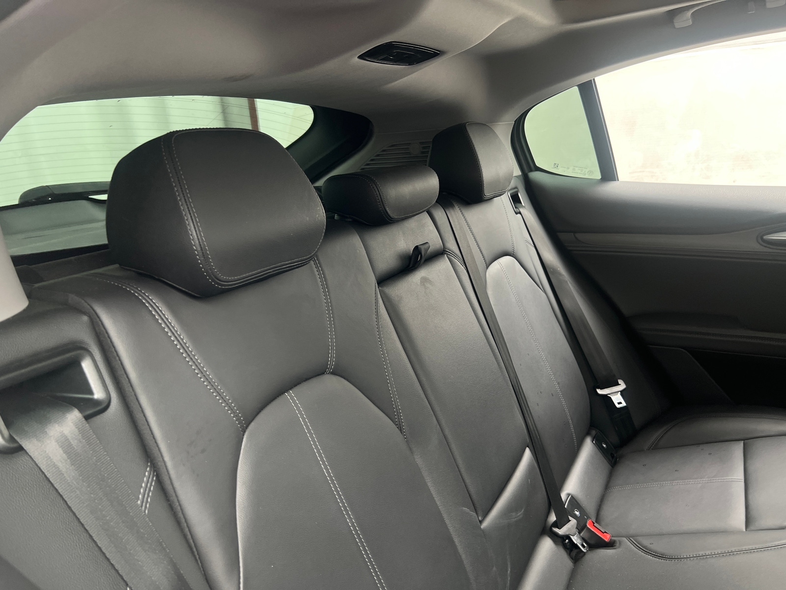 Thumbnail: 2021 Alfa Romeo Stelvio - 5
