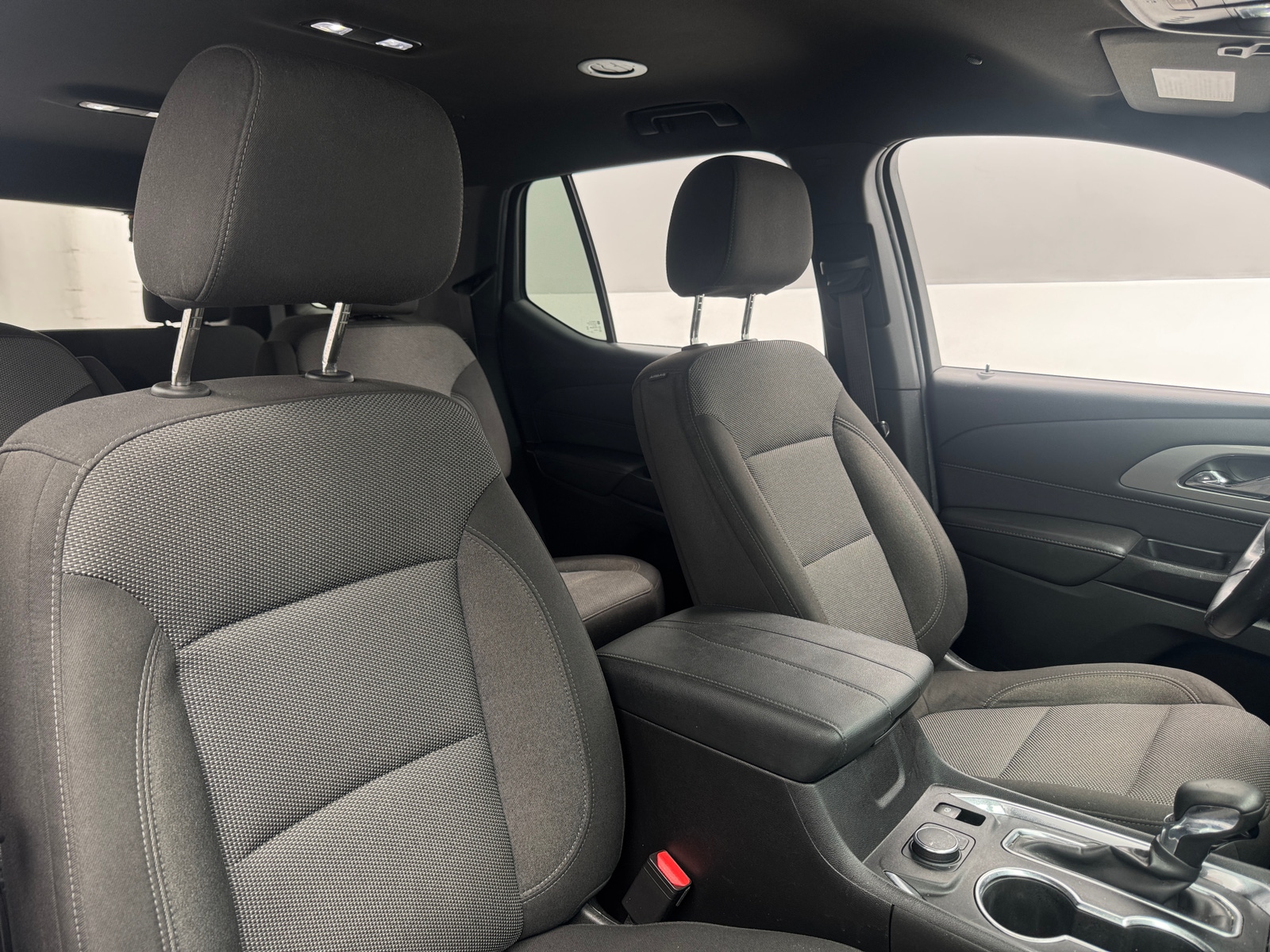 Thumbnail: 2023 Chevrolet Traverse - 2