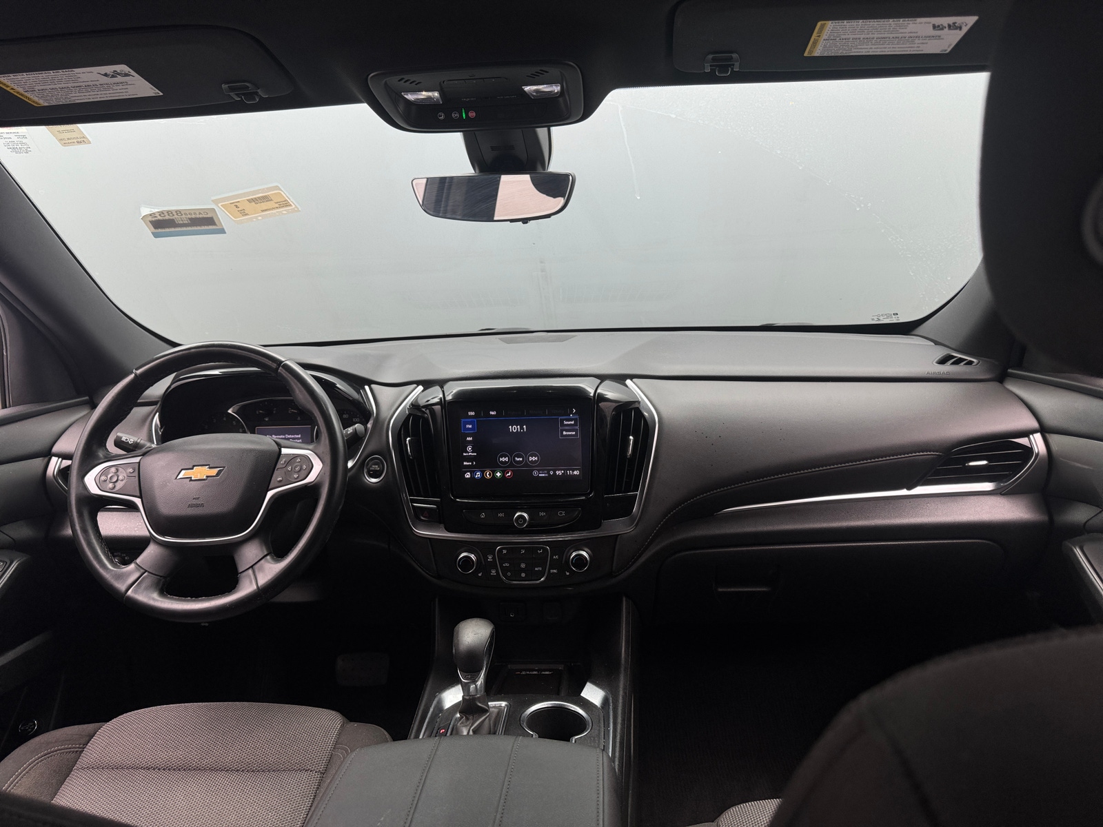 Thumbnail: 2023 Chevrolet Traverse - 3
