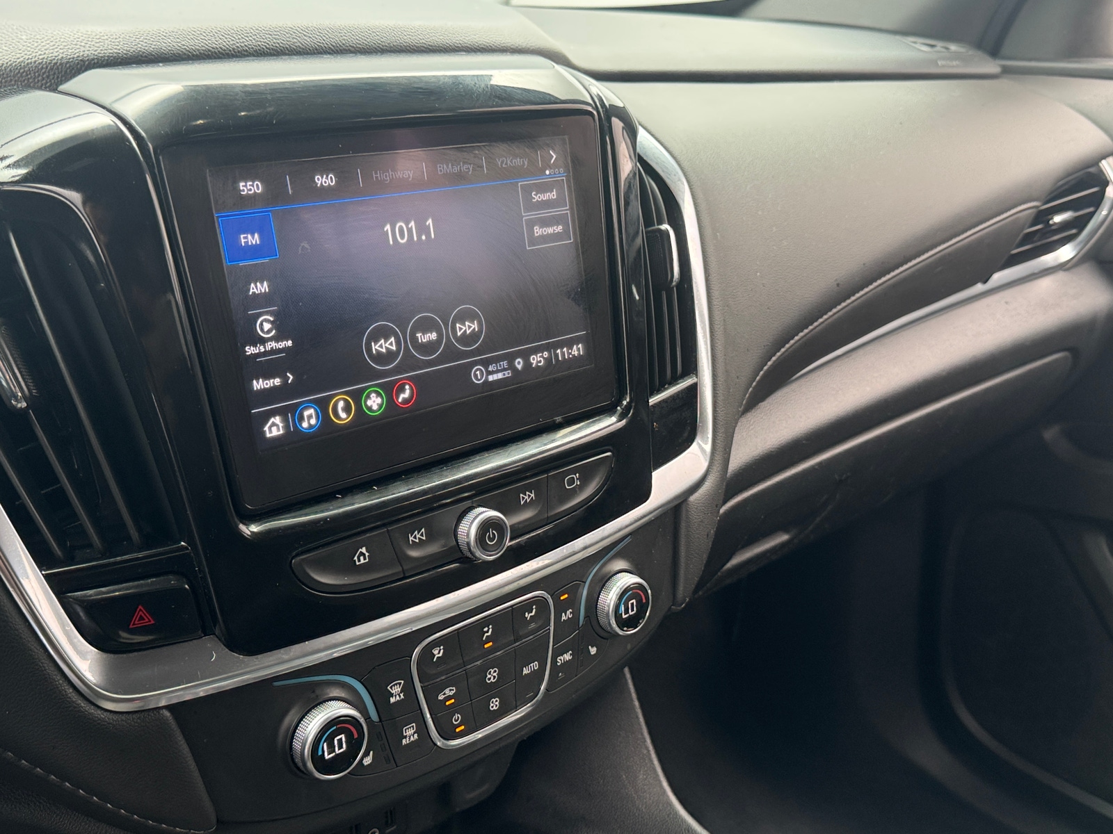 Thumbnail: 2023 Chevrolet Traverse - 4