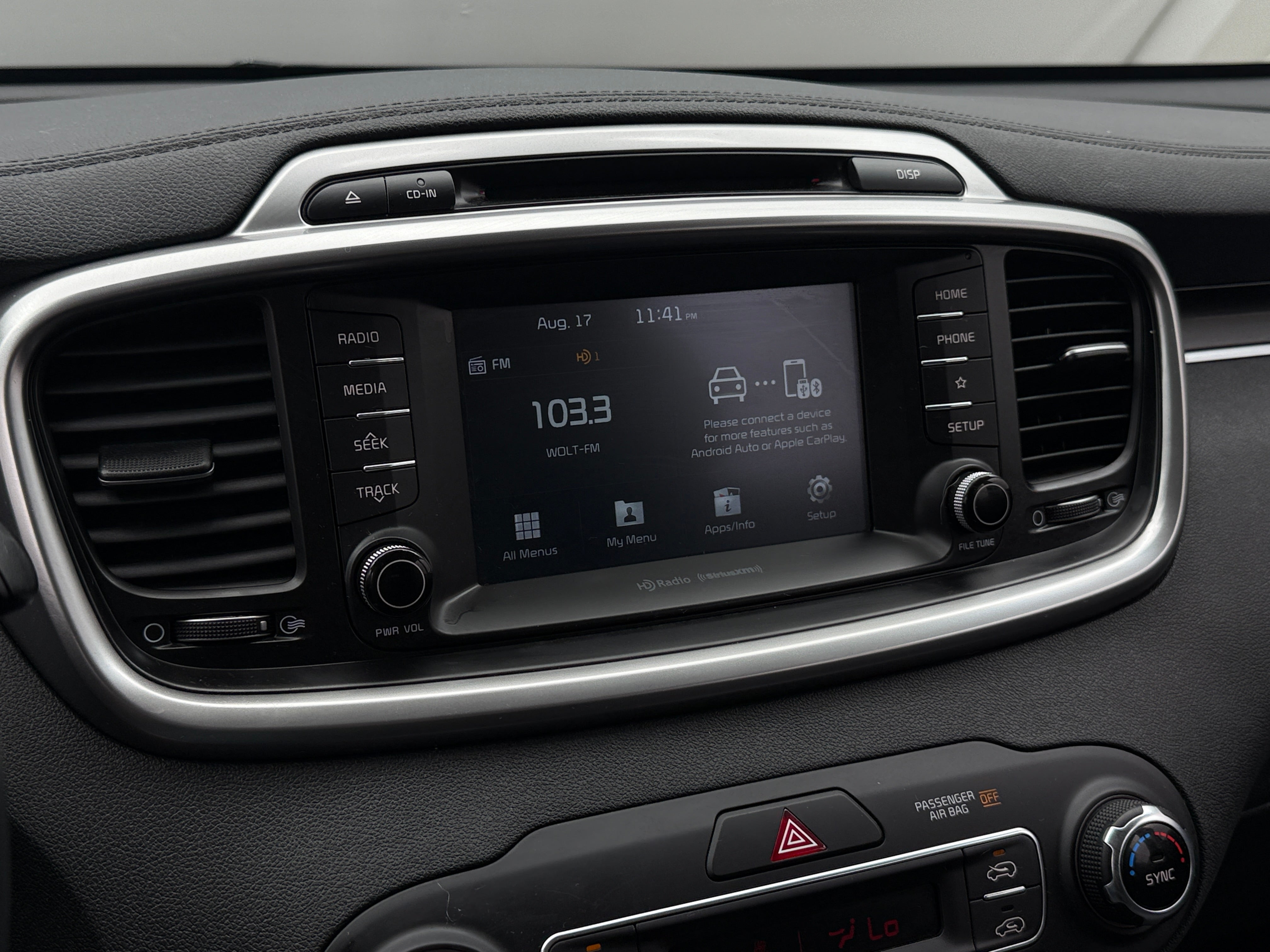 2019 Kia Sorento LX - Photo 14