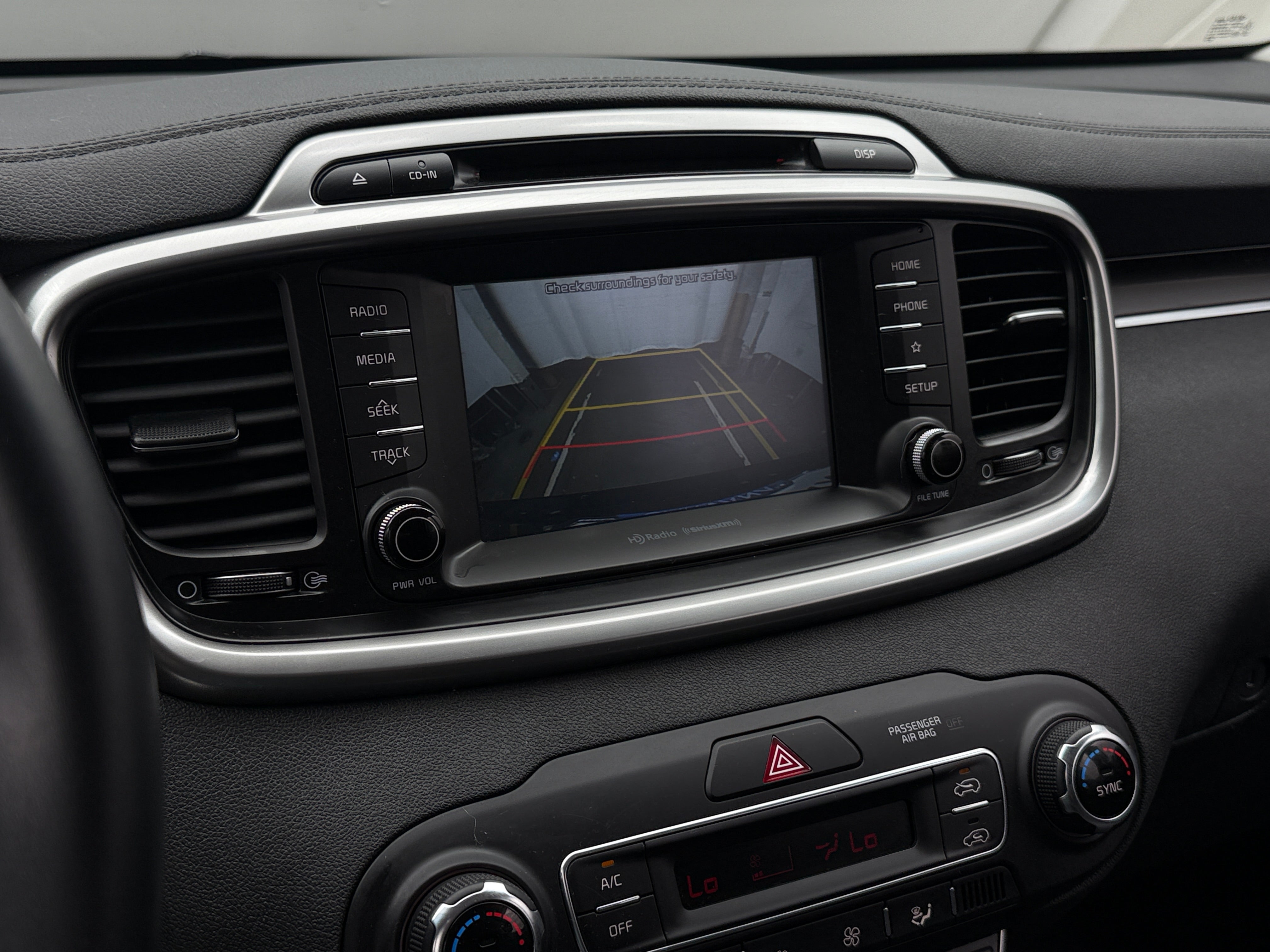 2019 Kia Sorento LX - Photo 15