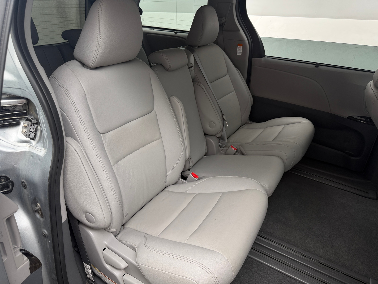 Thumbnail: 2020 Toyota Sienna - 5