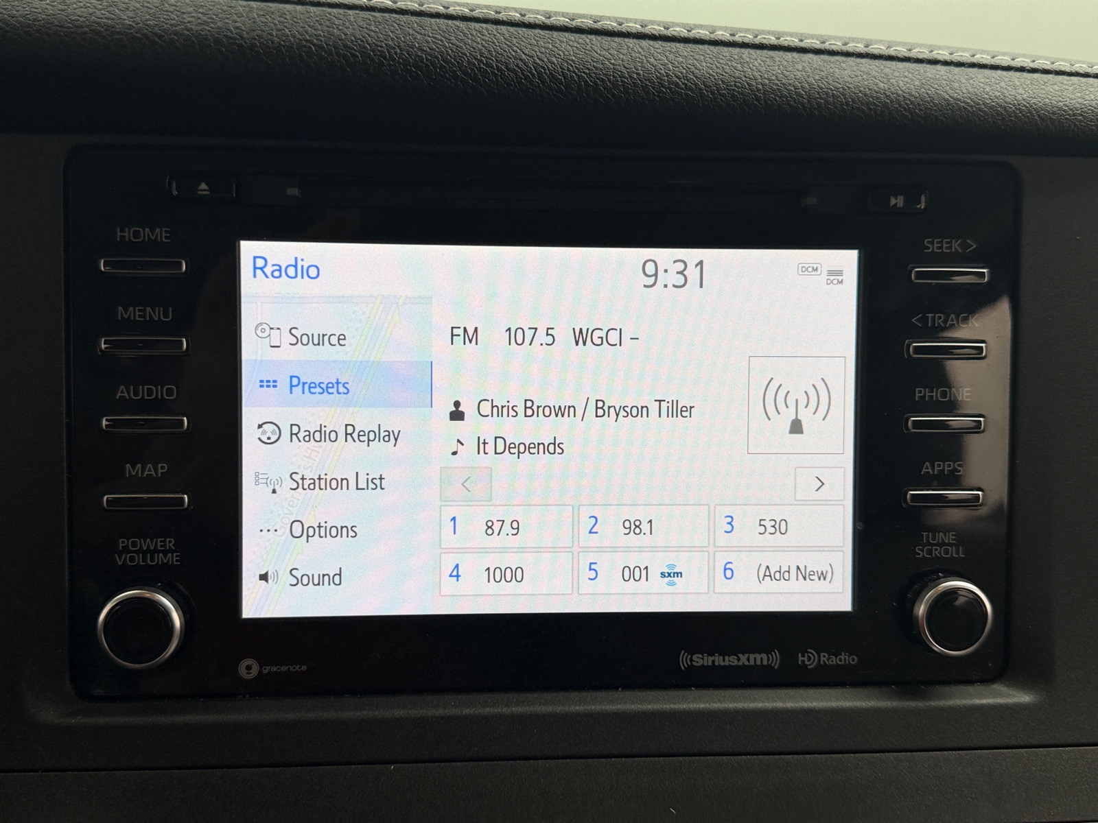 Thumbnail: 2020 Toyota Sienna - 3