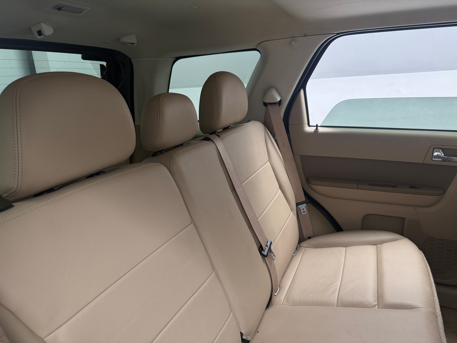 Thumbnail: 2010 Ford Escape - 5