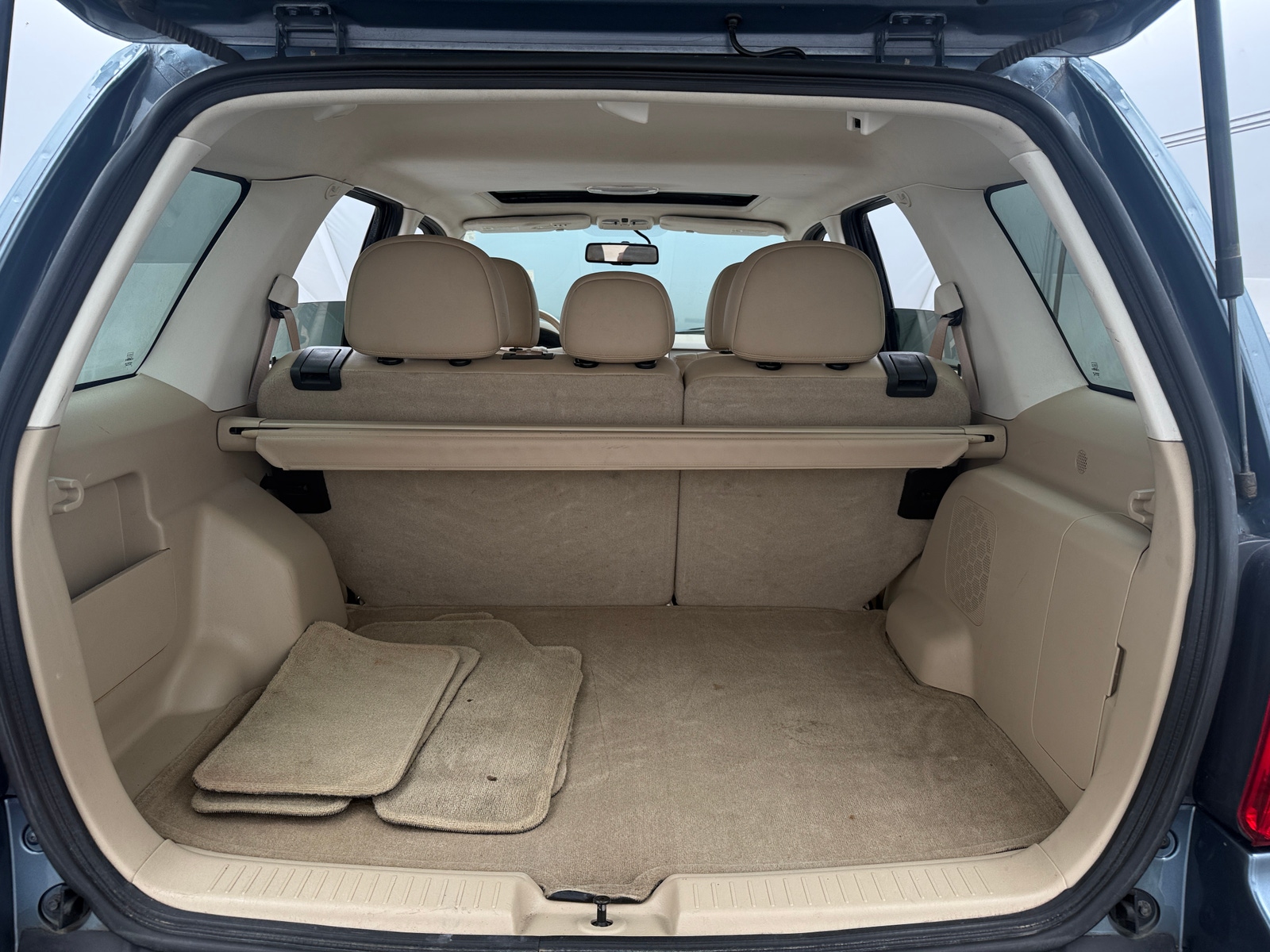 Thumbnail: 2010 Ford Escape - 6