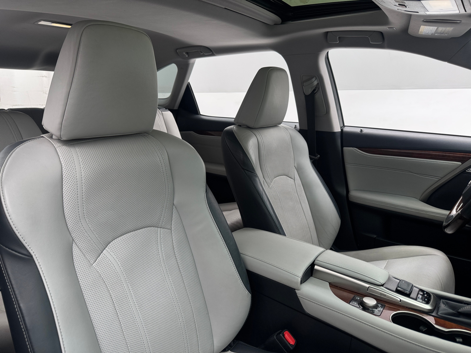 Thumbnail: 2019 Lexus RX - 2