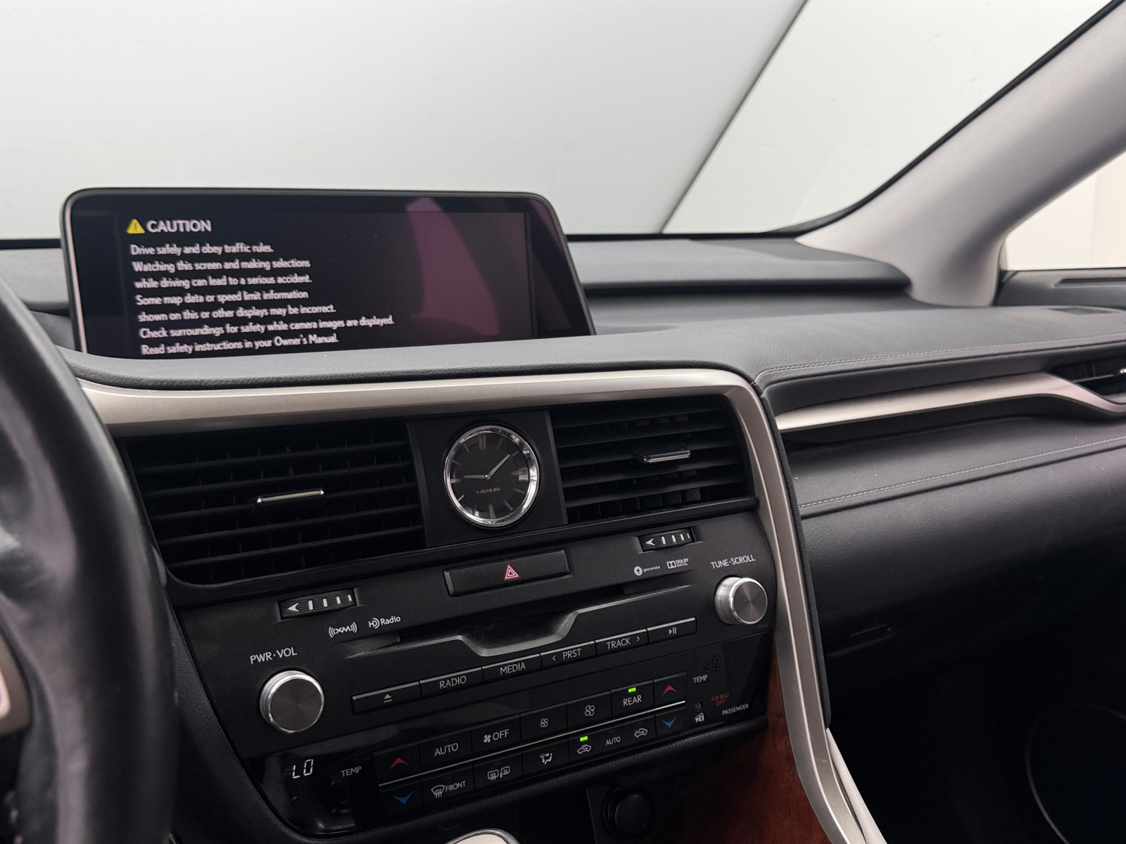 Thumbnail: 2019 Lexus RX - 4