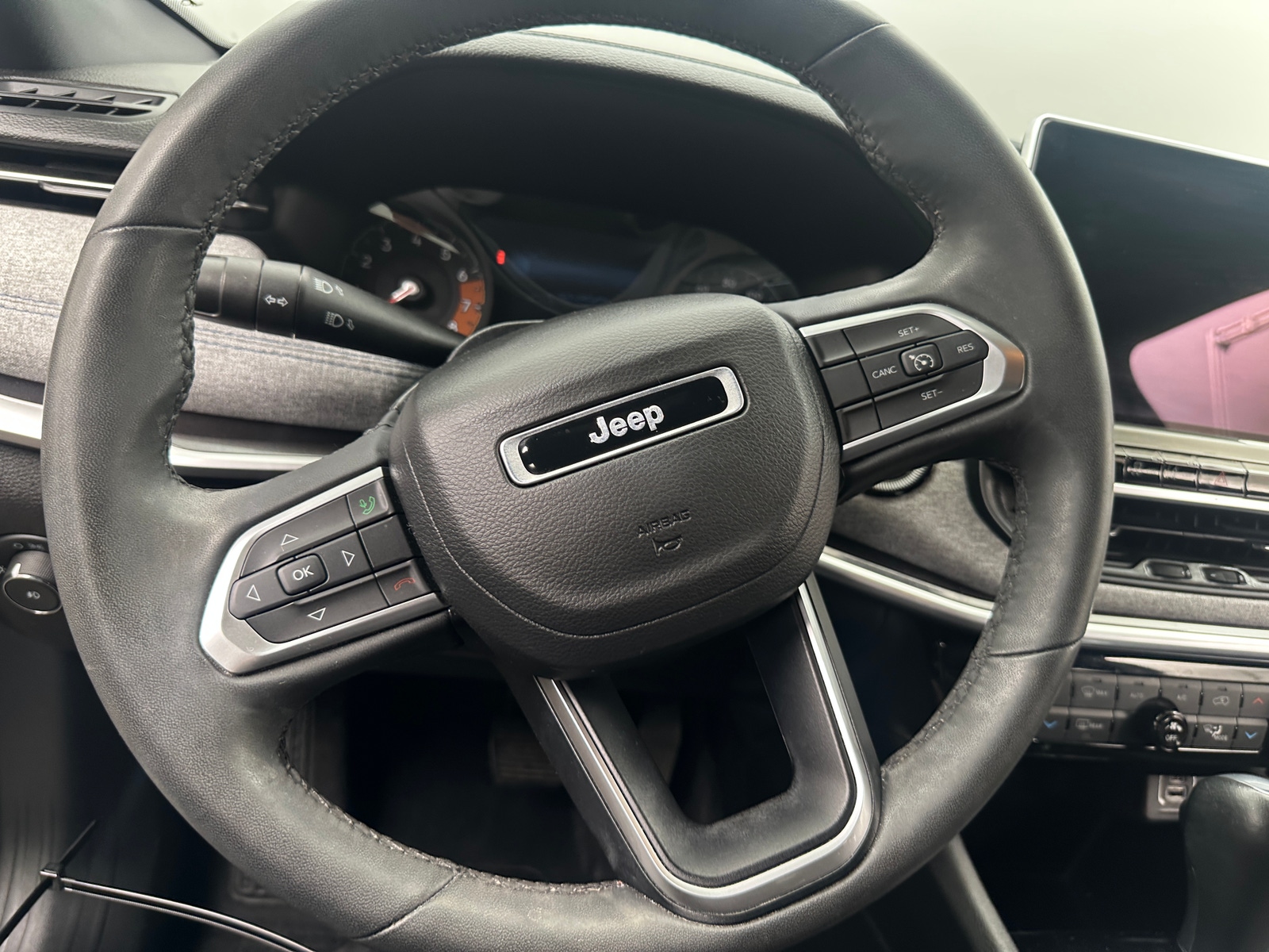 Thumbnail: 2023 Jeep Compass - 5