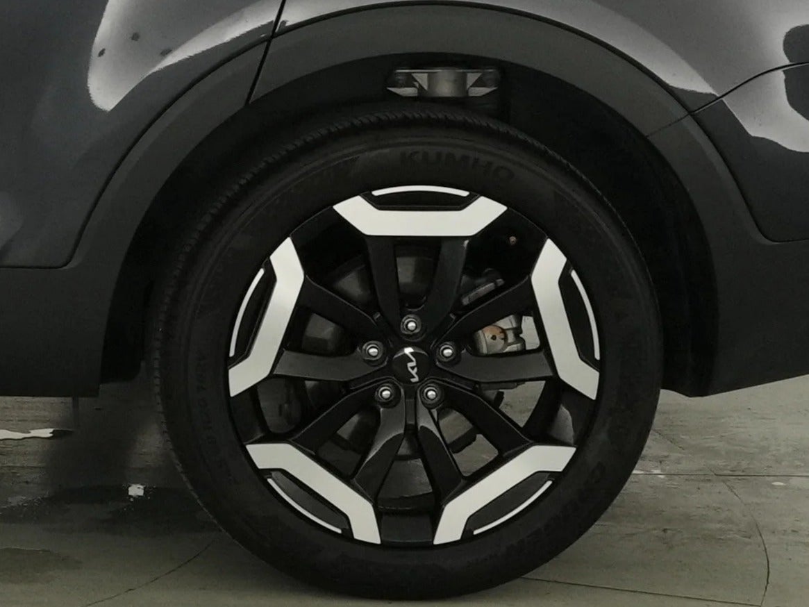 2025 Kia Telluride S - Photo 21