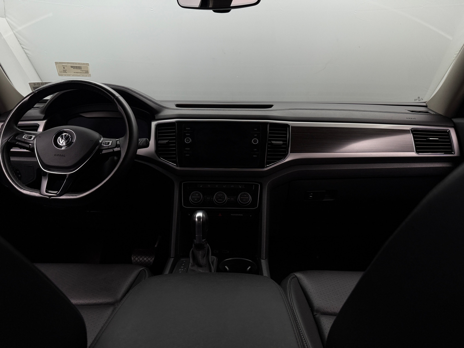 Thumbnail: 2019 Volkswagen Atlas - 3