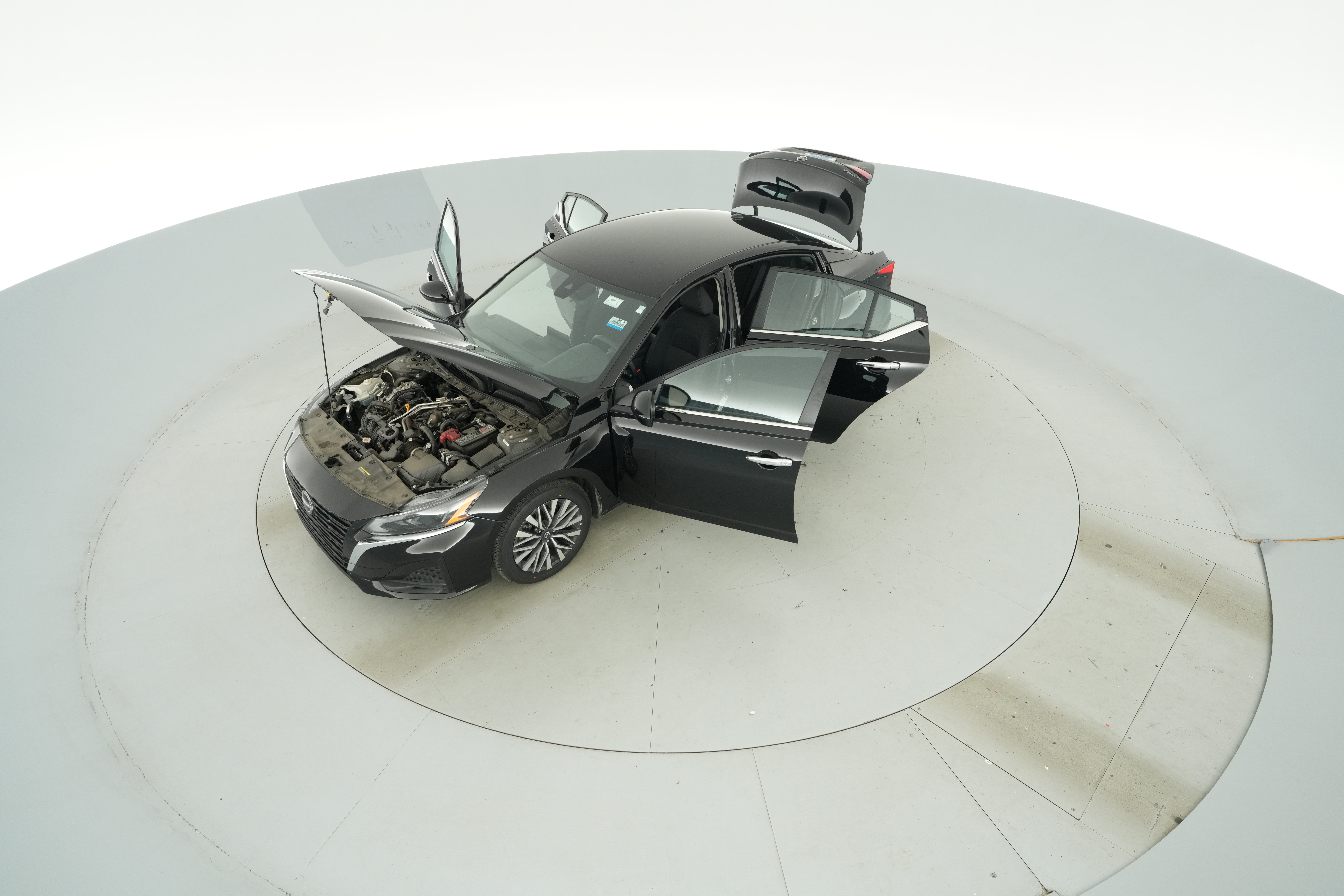 2025 Nissan Altima SV - Photo 40