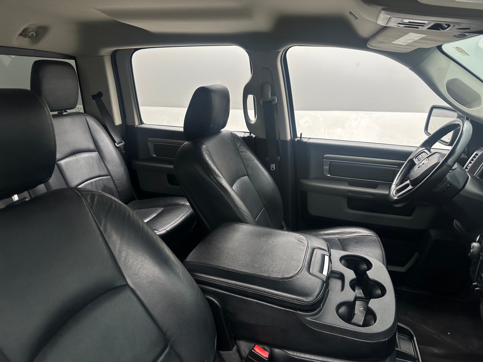 Thumbnail: 2019 RAM 1500 Classic - 2