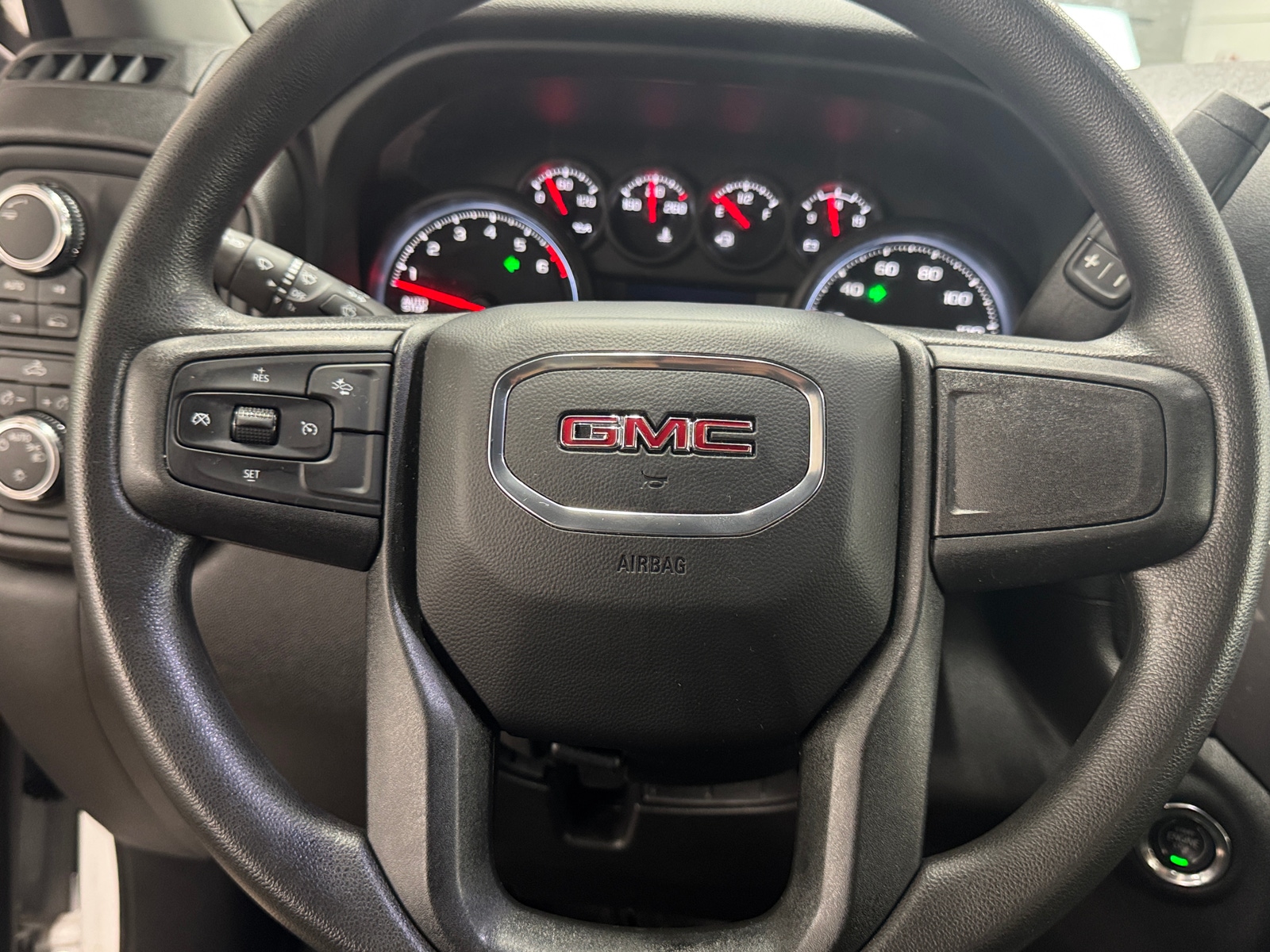 Thumbnail: 2023 GMC Sierra 1500 - 5
