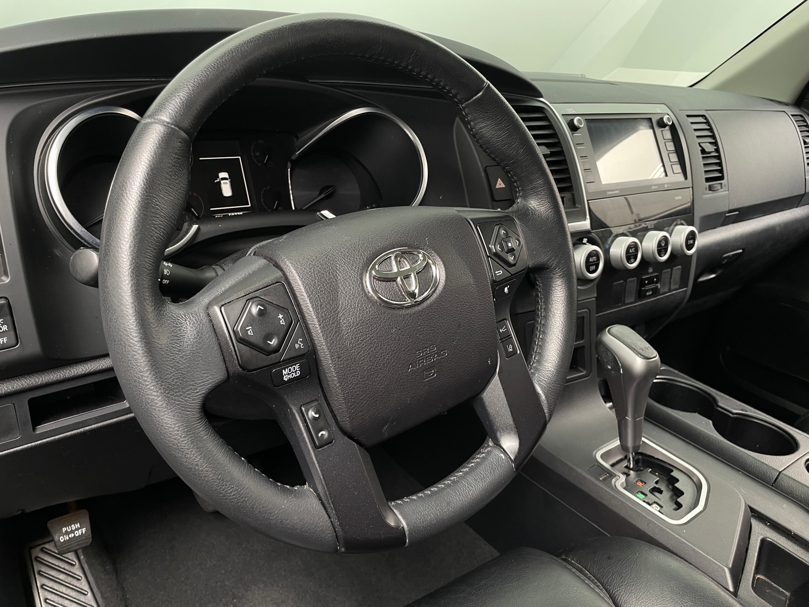 Thumbnail: 2022 Toyota Sequoia - 5