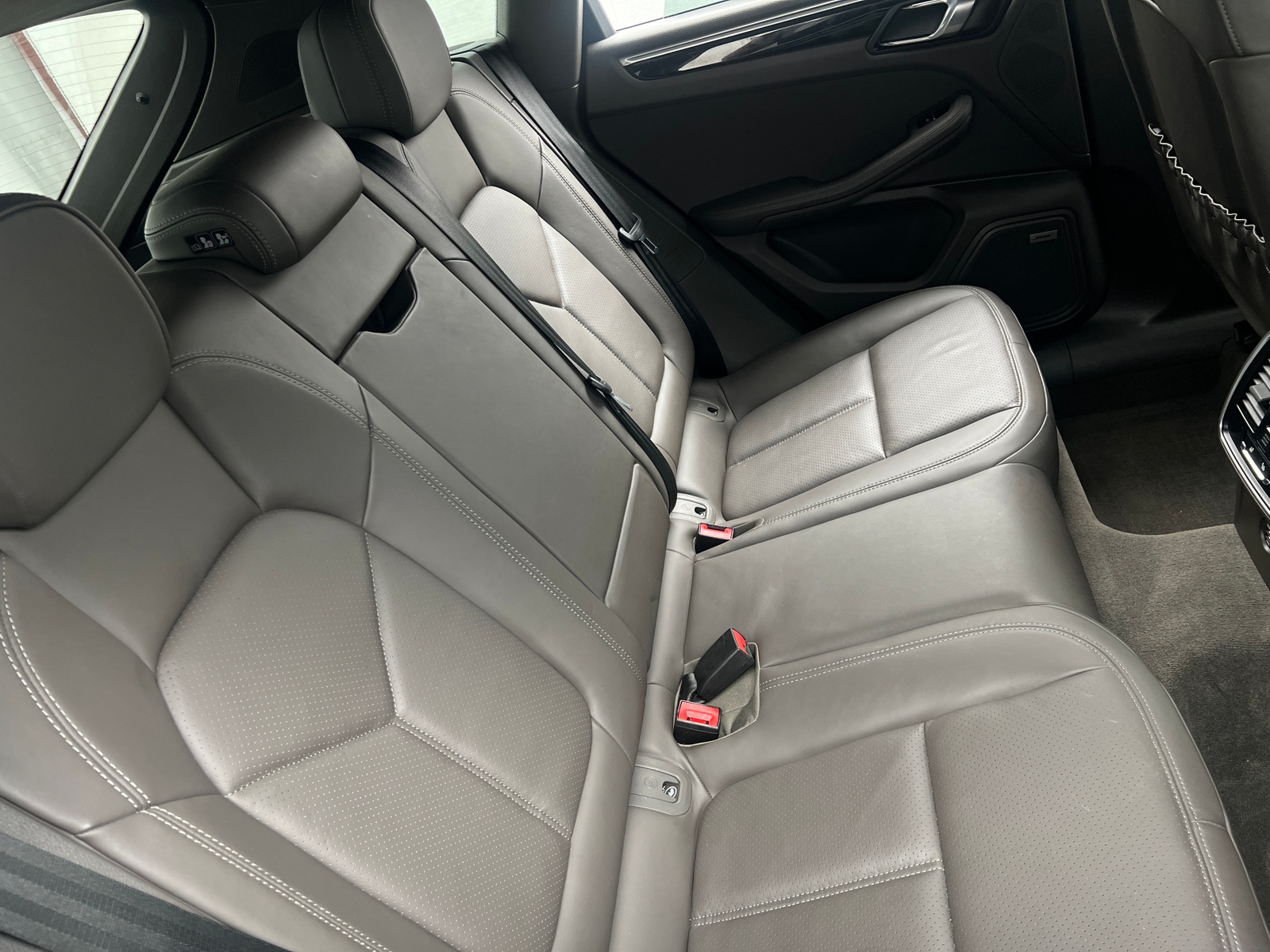 Thumbnail: 2019 Porsche Macan - 6