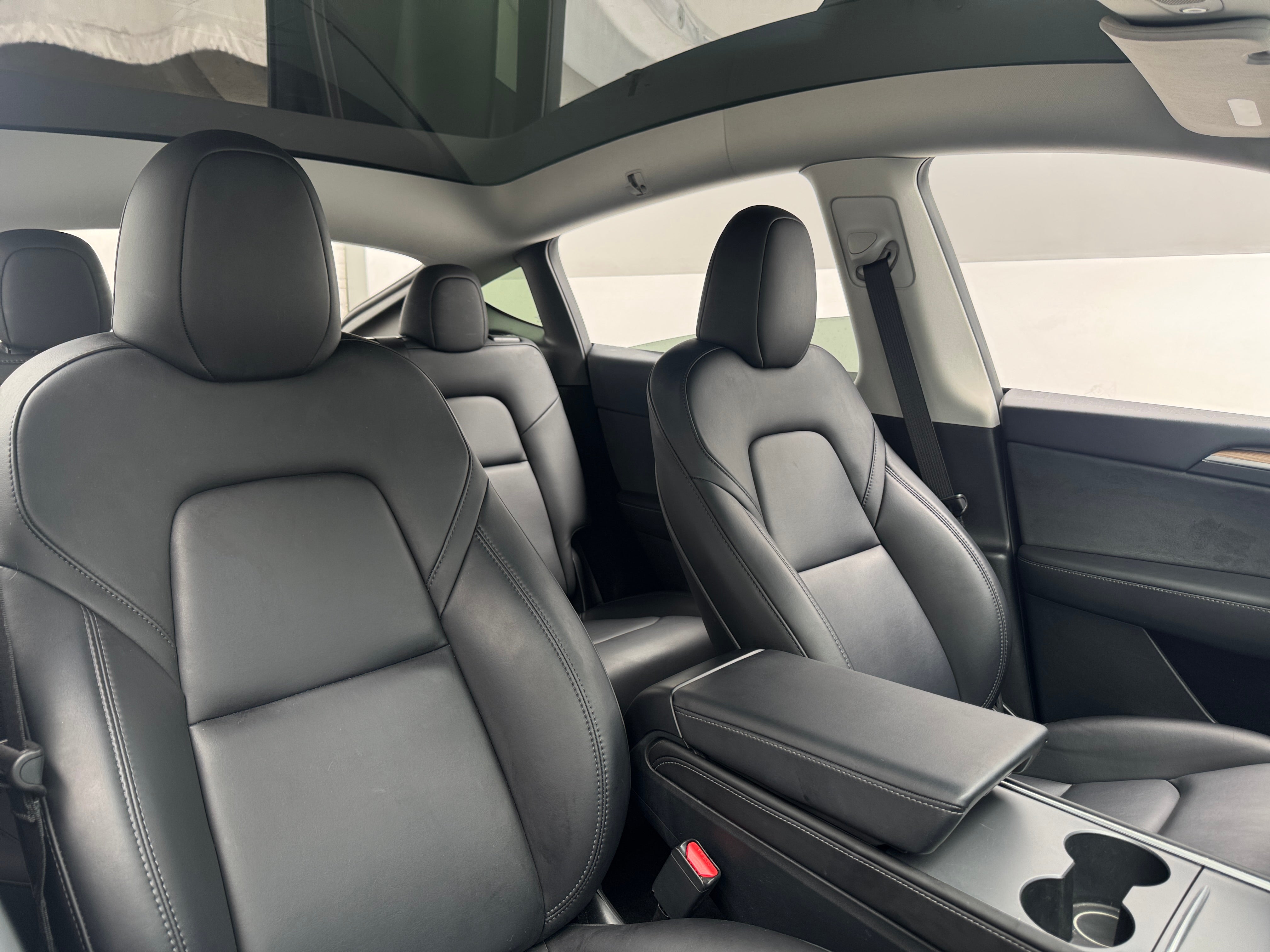 Used 2023 Tesla Model Y Long Range with VIN 7SAYGDEE0PF910692 for sale in Auburn, WA