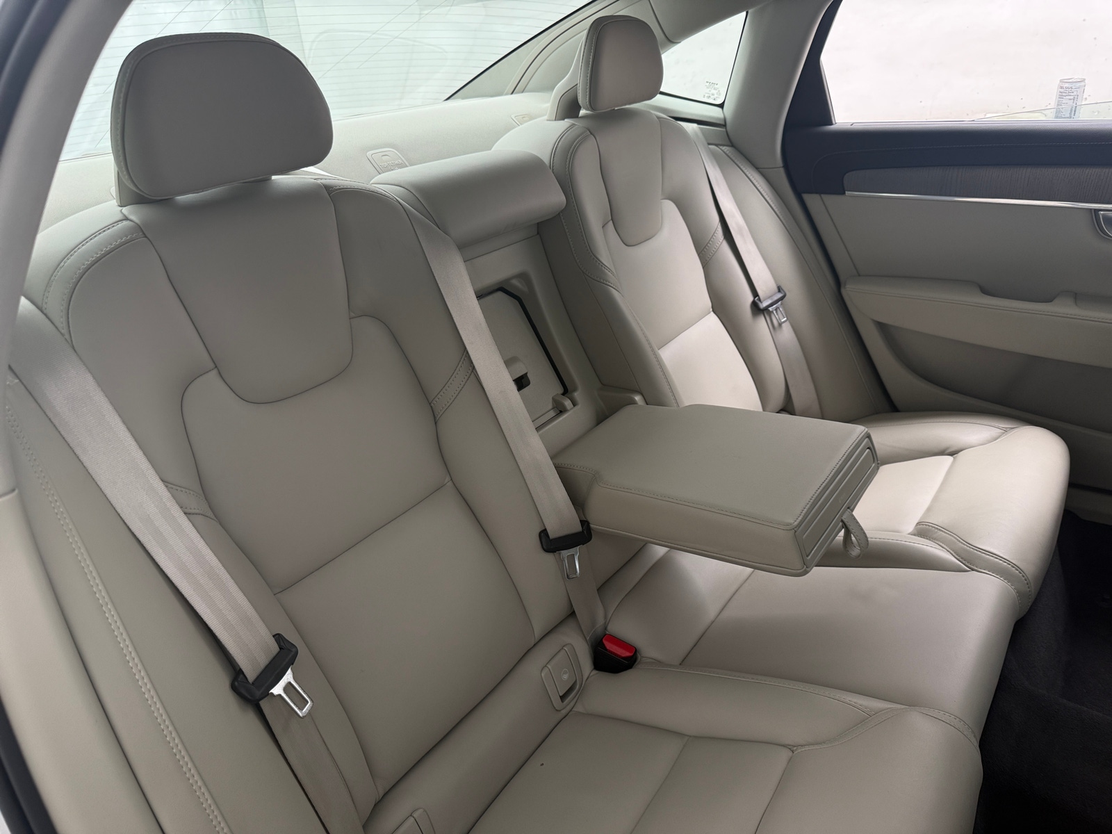 Thumbnail: 2023 Volvo S90 - 5