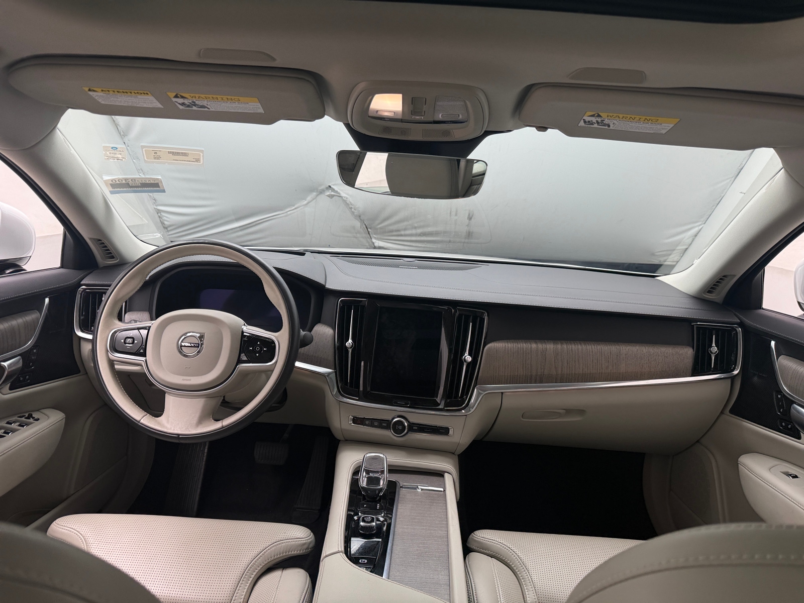 Thumbnail: 2023 Volvo S90 - 2