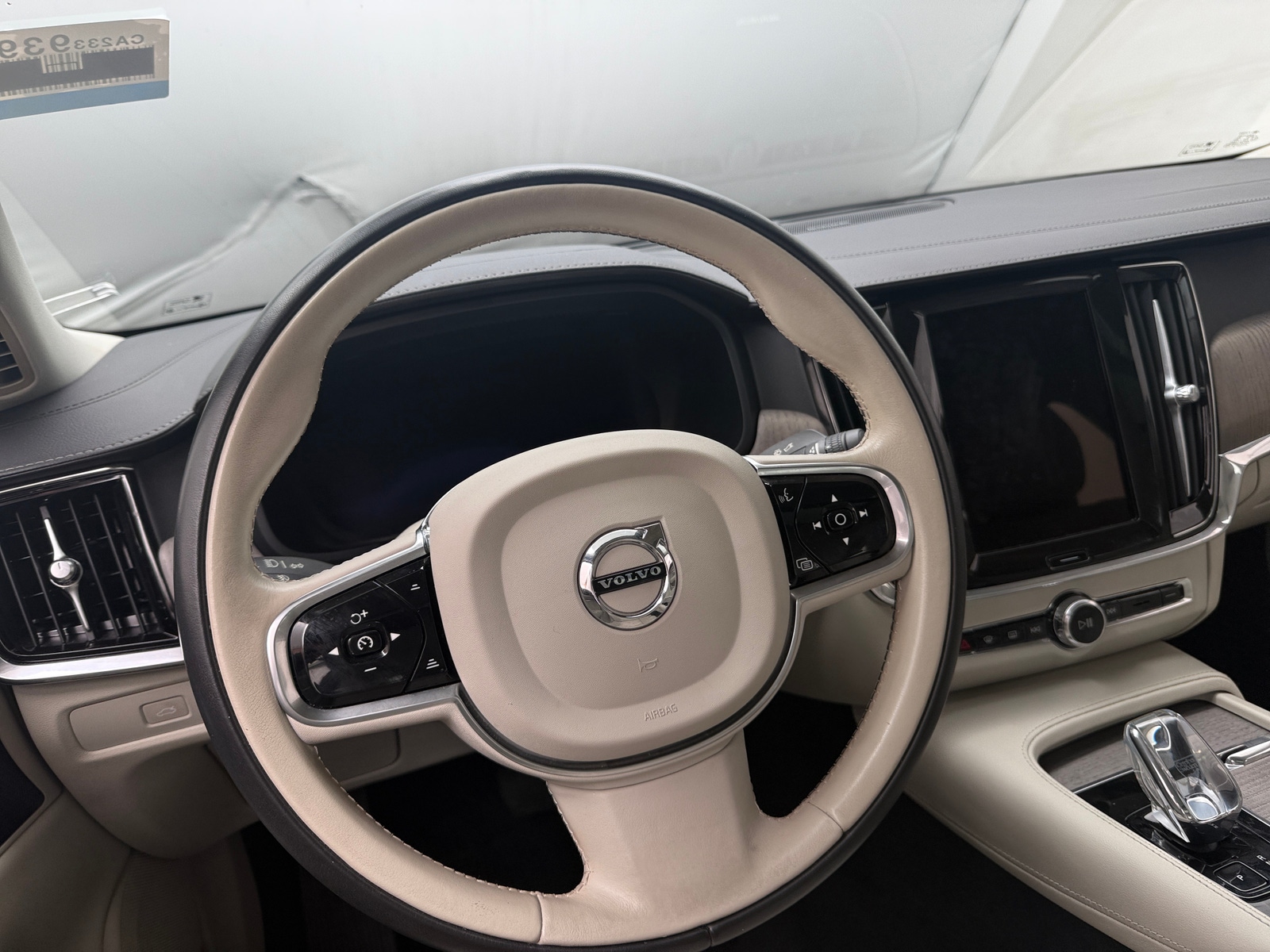 Thumbnail: 2023 Volvo S90 - 4