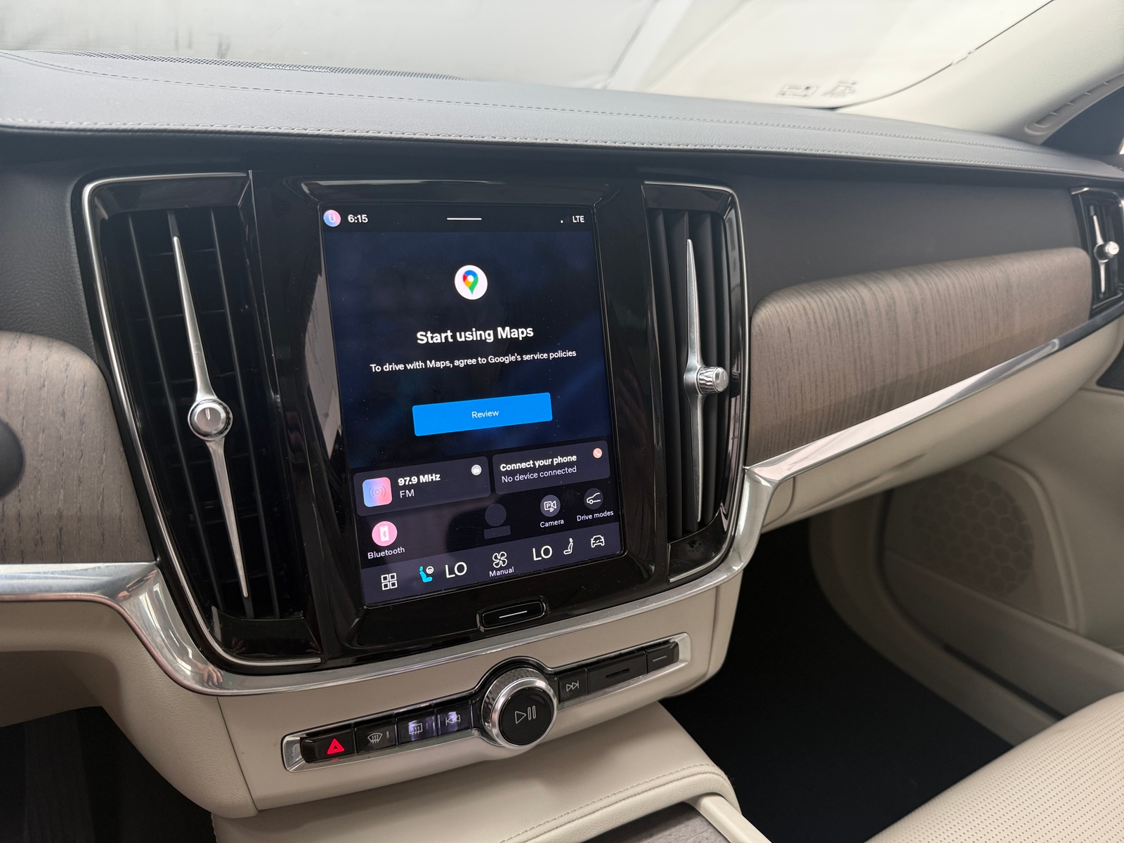 Thumbnail: 2023 Volvo S90 - 3