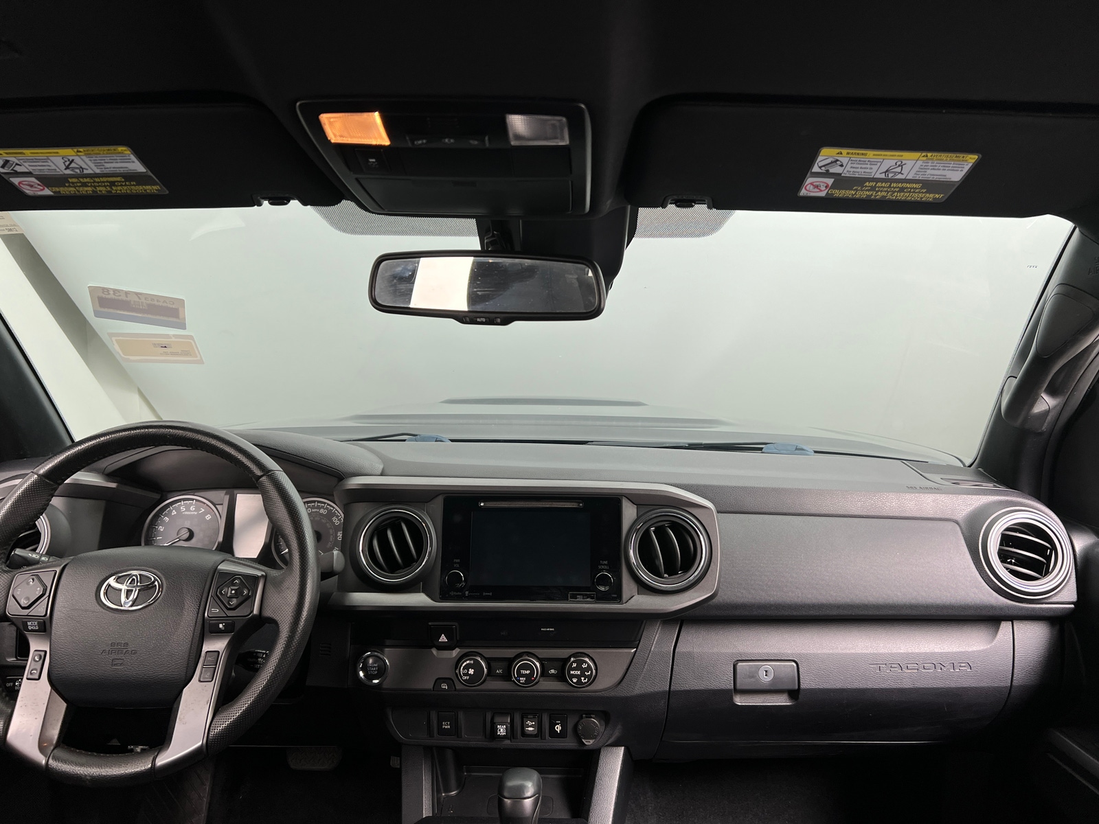 Thumbnail: 2019 Toyota Tacoma - 3